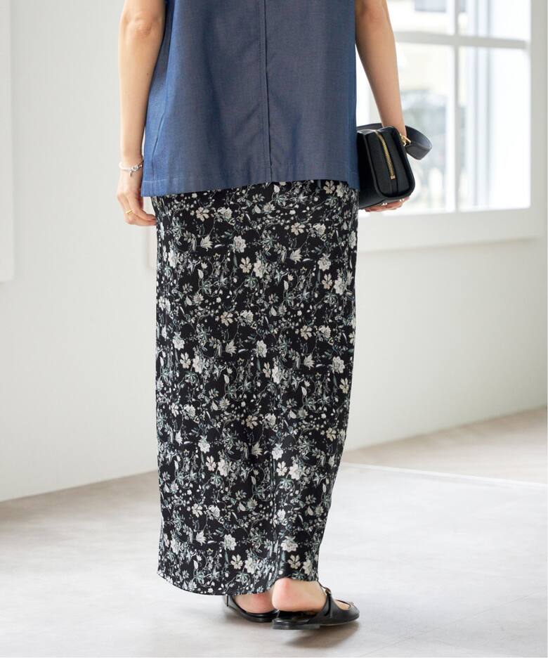 ボタニカルサテンスカート（ロング・マキシ丈スカート）｜IENA（イエナ  