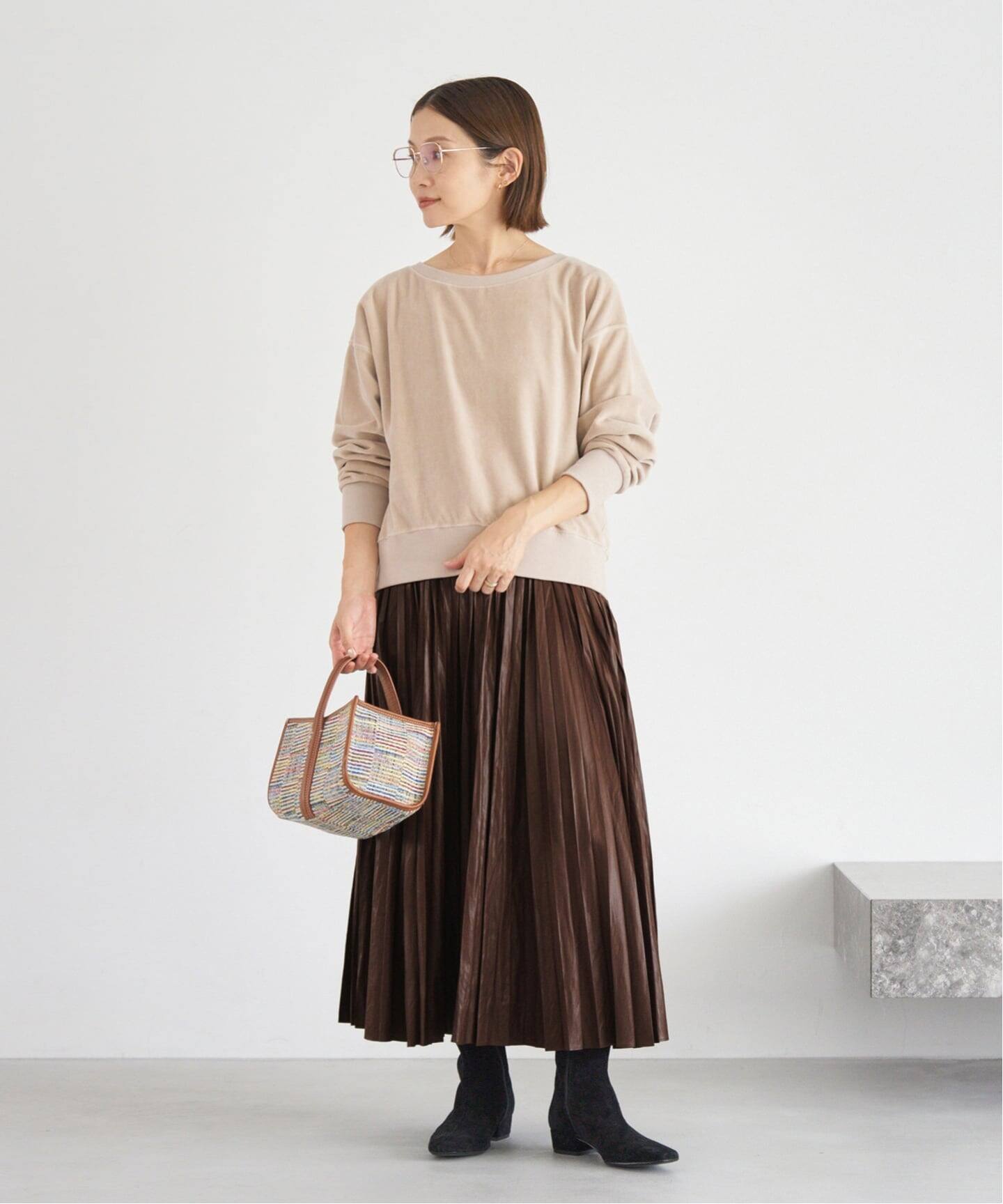 レザーライクサテンプリーツスカート（ロング・マキシ丈スカート