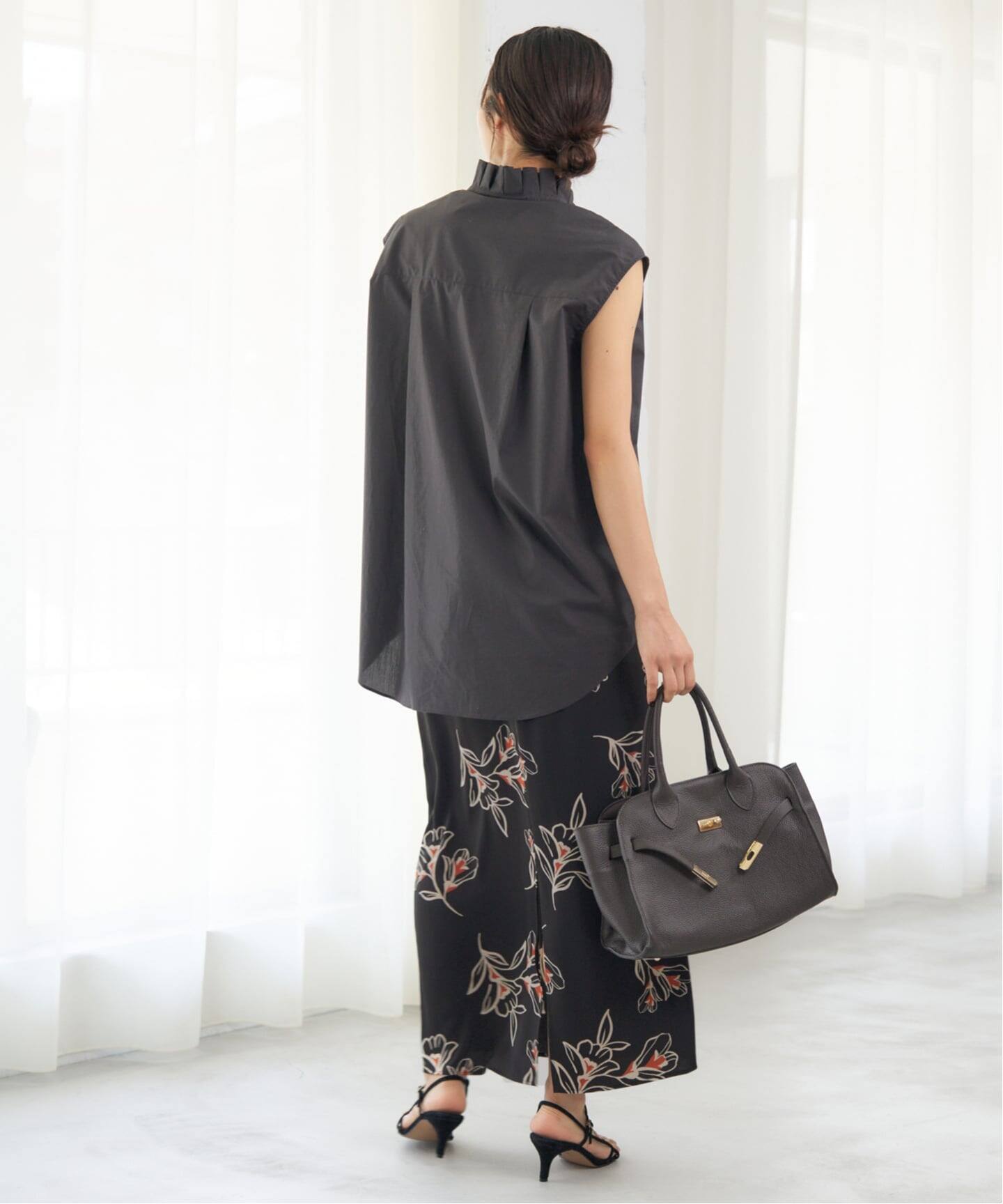 ブラックフラワーIラインスカート（ロング・マキシ丈スカート）｜IENA