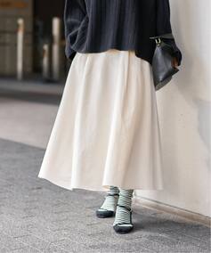 ソフトタフタサーキュラースカート