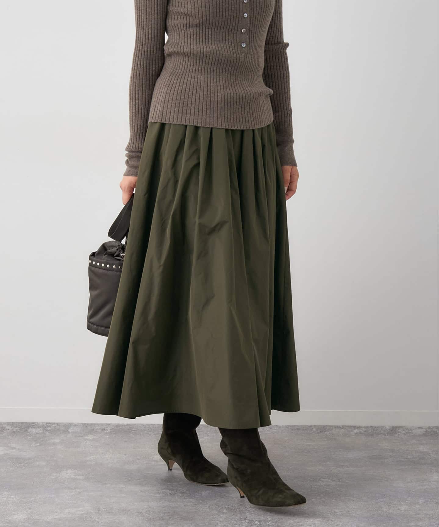 追加》メモリータフタフレアスカート（ロング・マキシ丈スカート