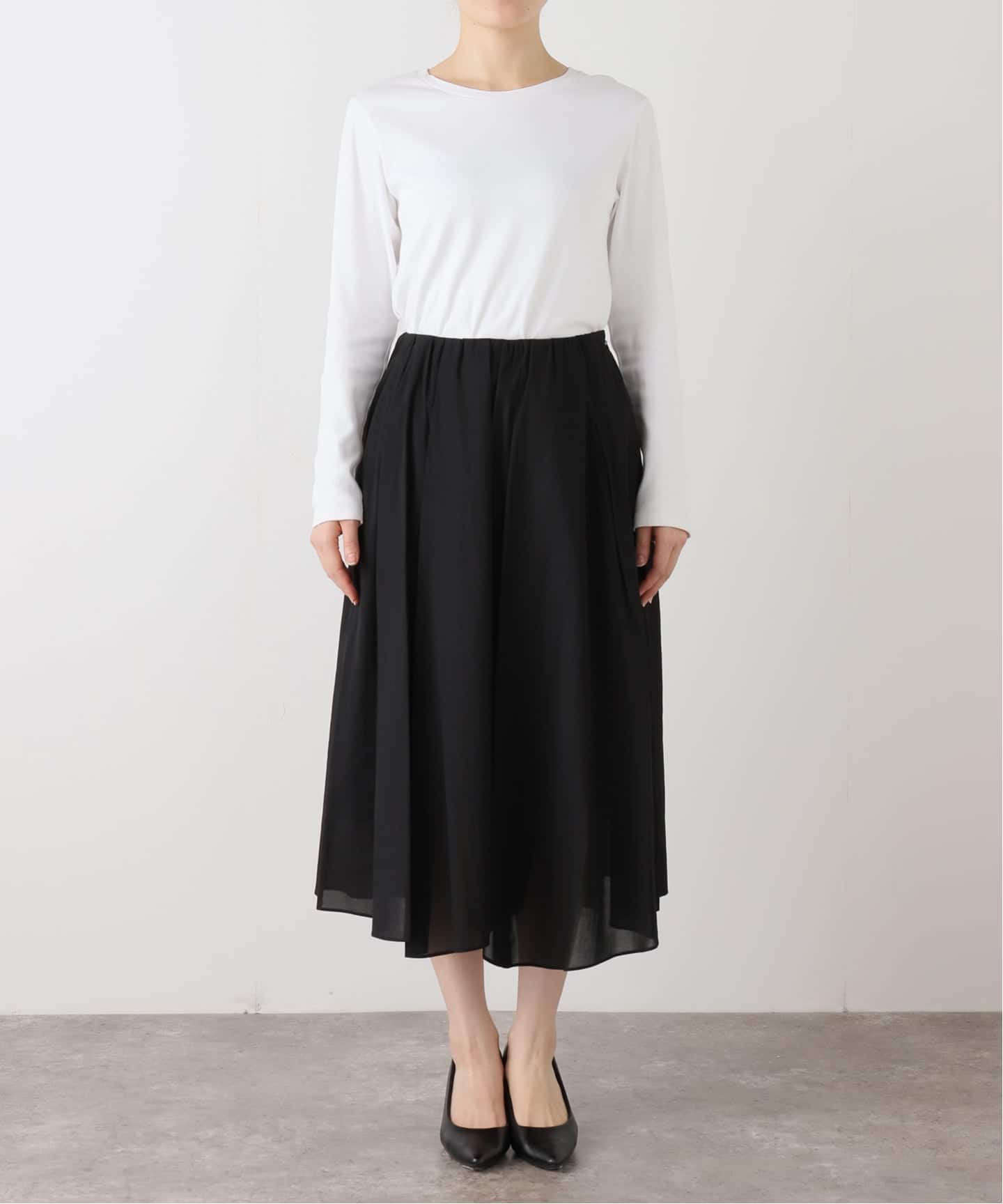 完売モデル✨極美品✨ IENA イエナ フレアスカート 24SS 黒 M 38 完売モデル✨極美品✨ IENA イエナ フレアスカート 24SS 黒 M 38