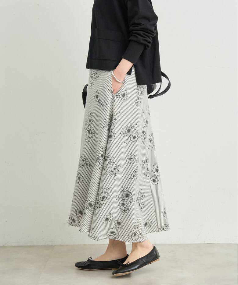 追加》ストライプフラワースカート（ロング・マキシ丈スカート）｜IENA  