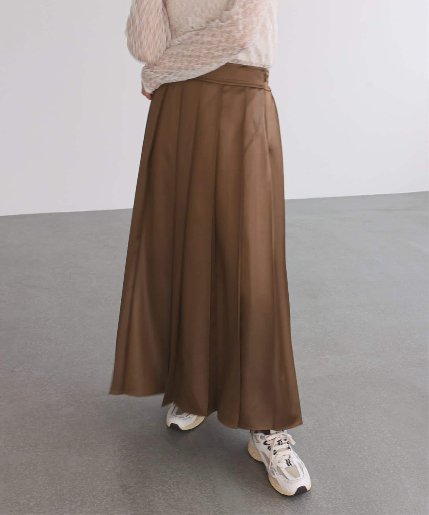 新品未使用イエナ タグ付きIENA ラミープリーツスカート　ブラウン IENA（イエナ）の「ラミープリーツスカート（スカート）」 - WEAR