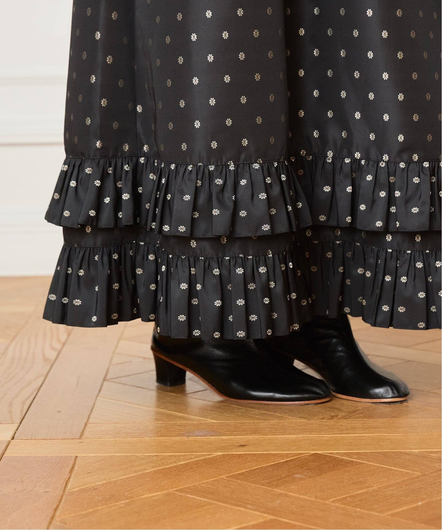 IENA LA BOUCLE JQタフタフリルスカート(ロング・マキシ丈 IENA LA BOUCLE JQタフタフリルスカート(ロング・マキシ丈