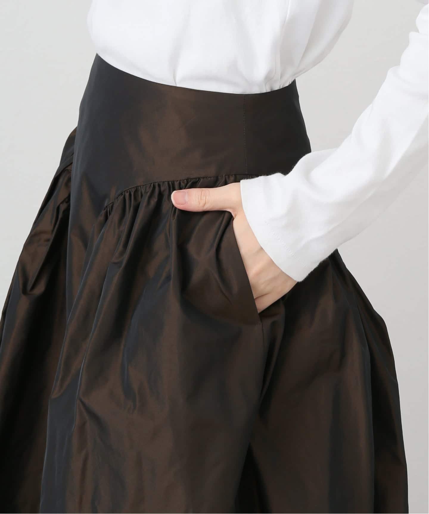 IENA LA BOUCLE Italian タフタスカート（ロング・マキシ丈スカート