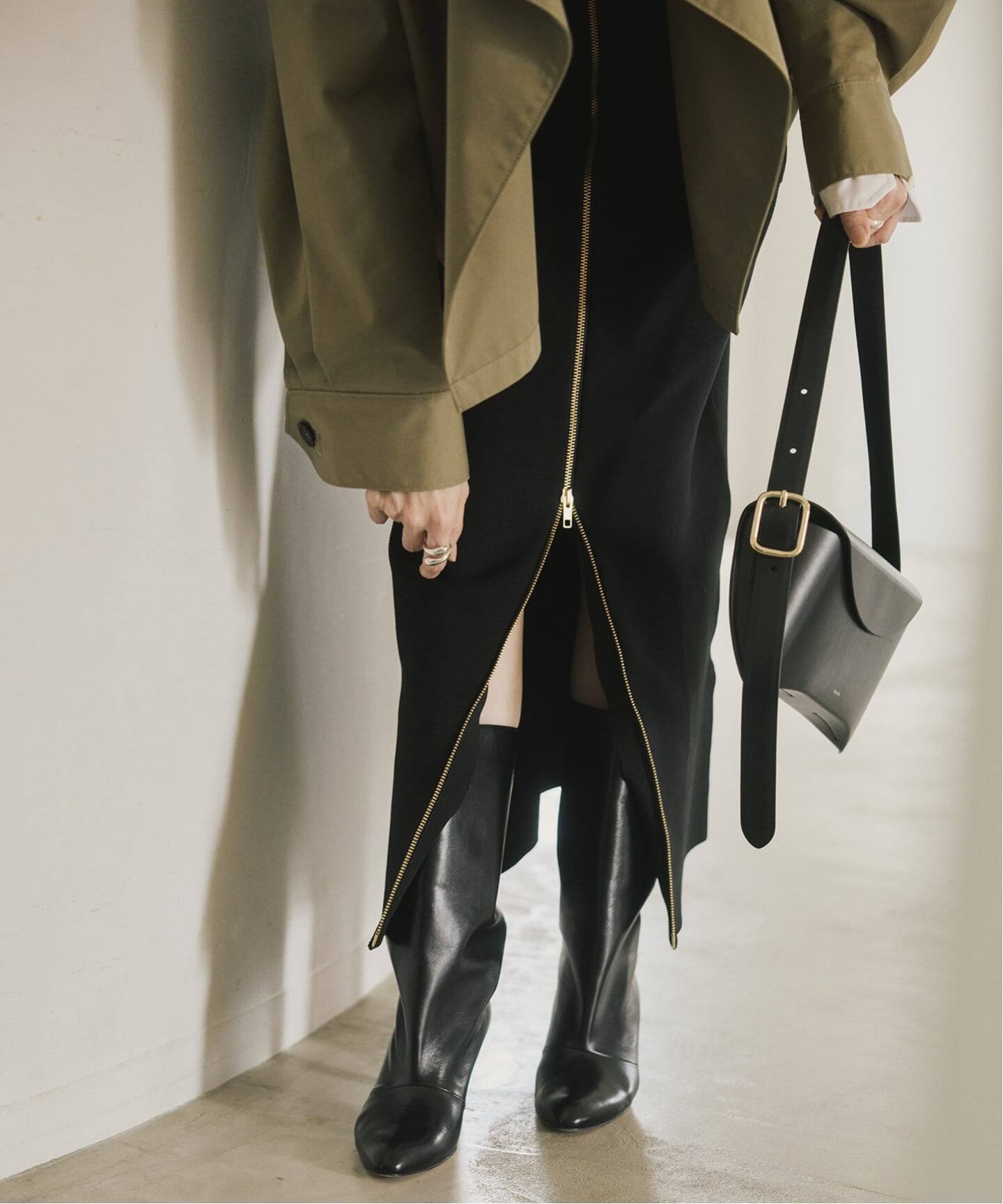 Room no.8 BLACK ルームエイト ブラック Garter Rib Zipup スカート