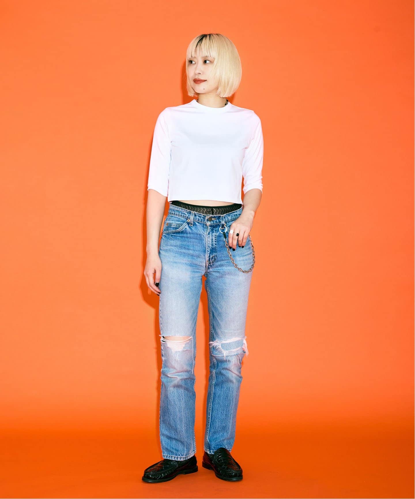 【新品タグ付】CITYSHOP THE MOOD  ショートTシャツ　ホワイト 新品タグ付】CITYSHOP THE MOOD ショートTシャツ ホワイト