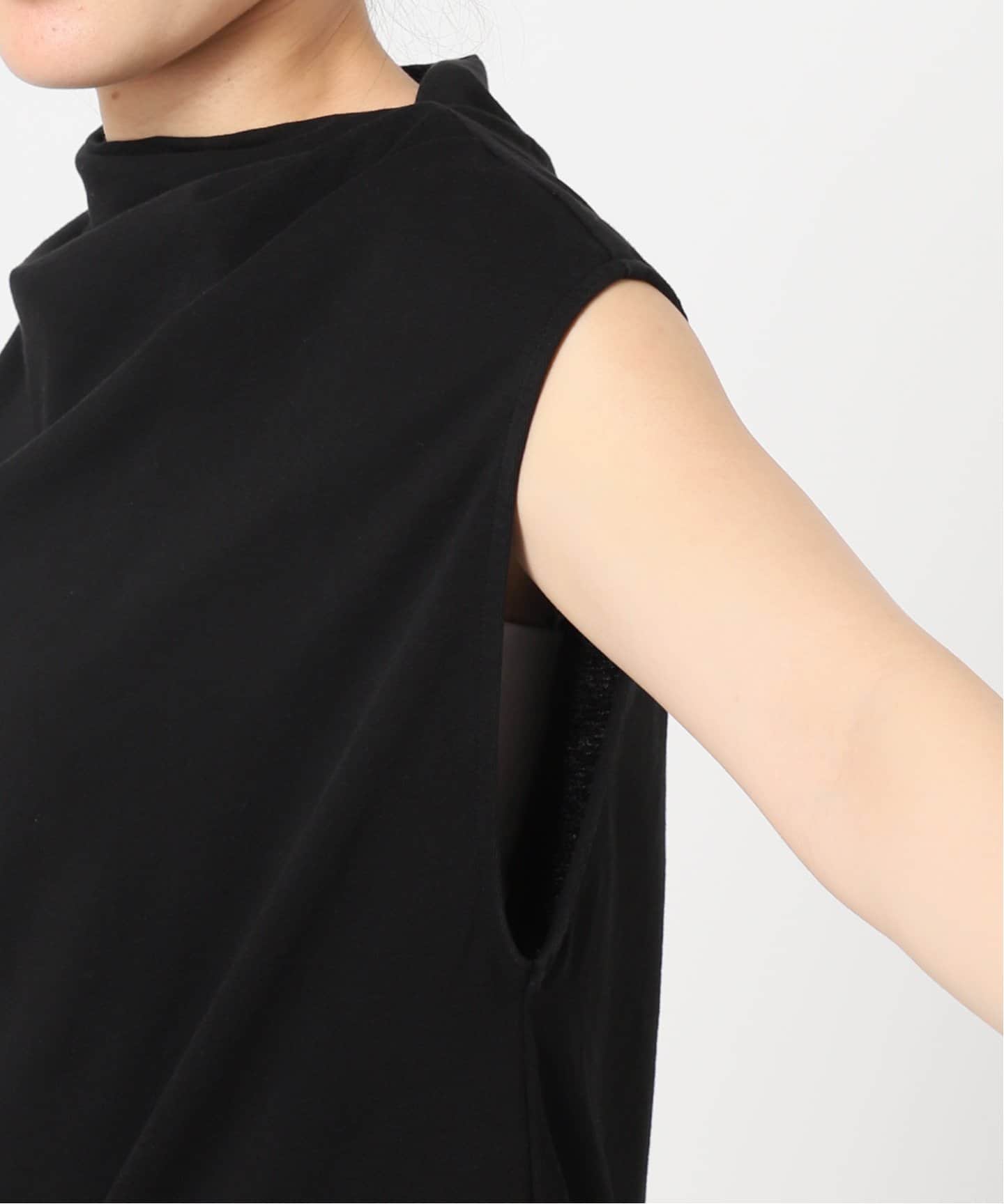 ASYMMETRY CUT TOP：カットソー（Tシャツ／カットソー