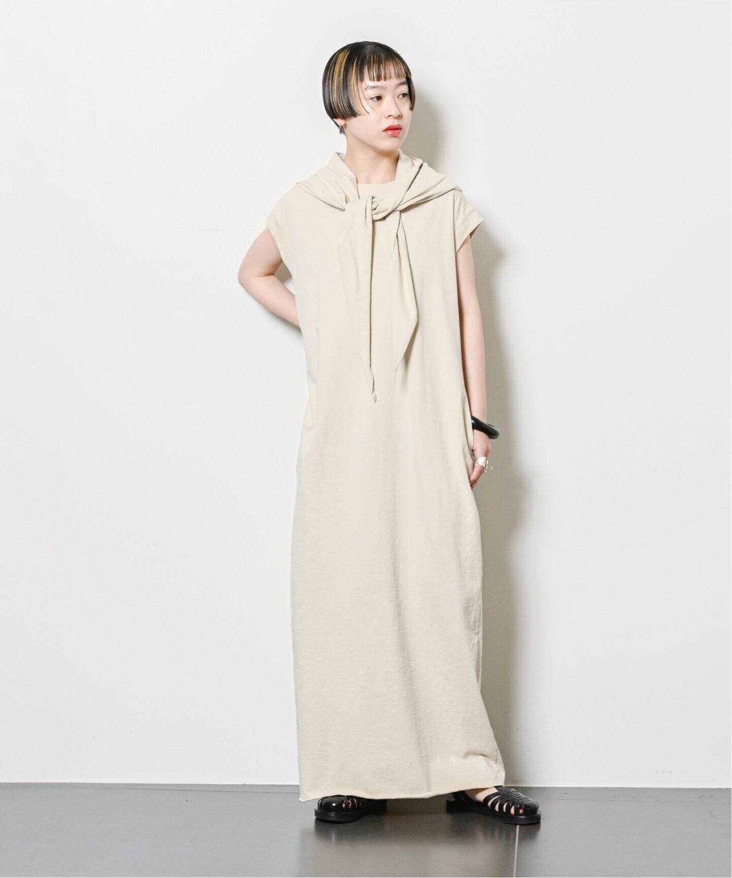 CITYSHOP CUT DRESS with SCARF グレー:36 CITYSHOP CUT DRESS with SCARF グレー:36 - メルカリ