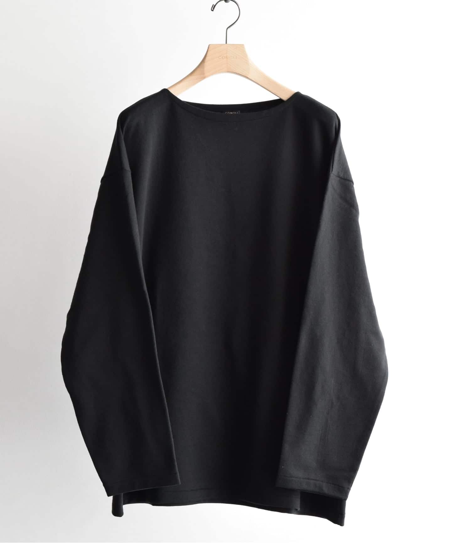 comoli ボートネックカットソー size3 ⚫︎サイズ3！comoli ボートネックカットソー COMOLIコットン