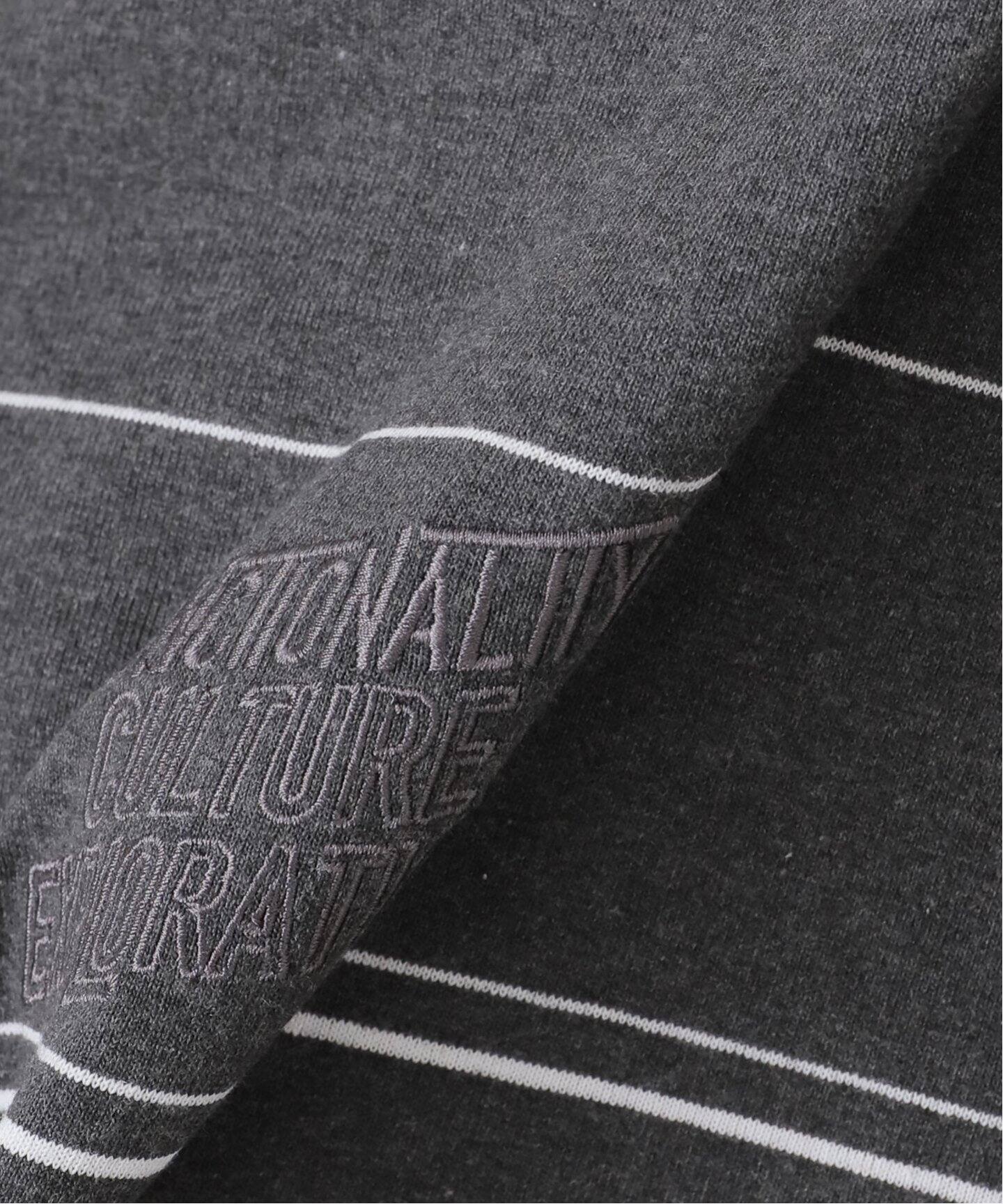 ●EBBETSFIELD● BORDER COLLIE FULL LOGO CREW NECK 男女兼用 codegraphy（コードグラフィー）の「A'GEM/9 × .kom『Code