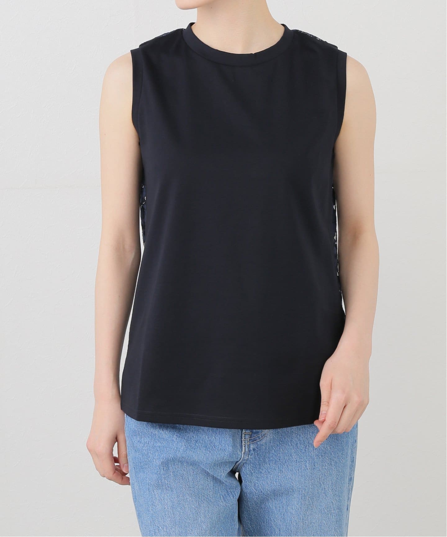 【洗える】背中レース切り替えカットソー 12closet(トゥエルブクローゼット)の【洗える】バックレース切替