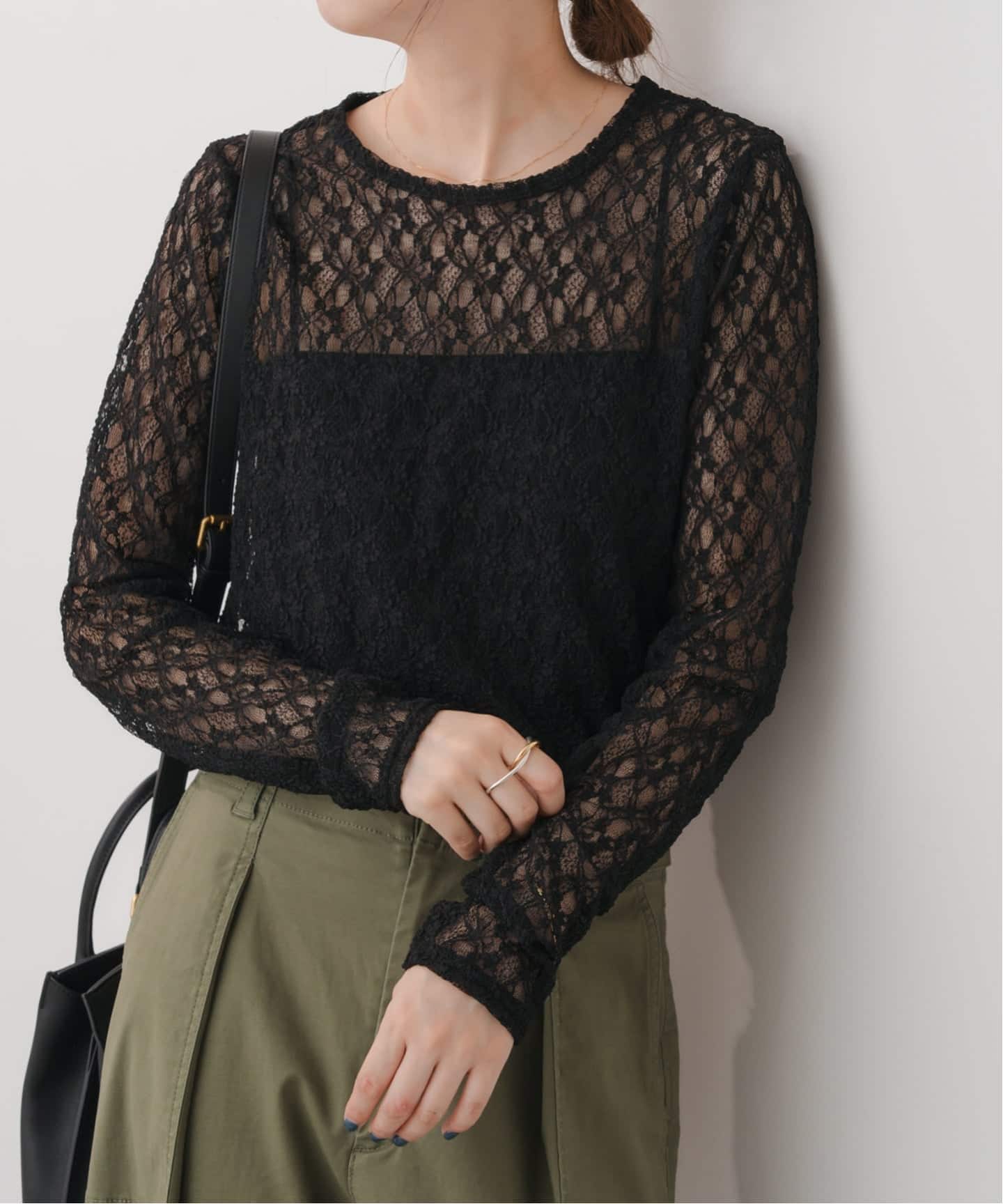 ストレッチレースクルーネックプルオーバー（Tシャツ