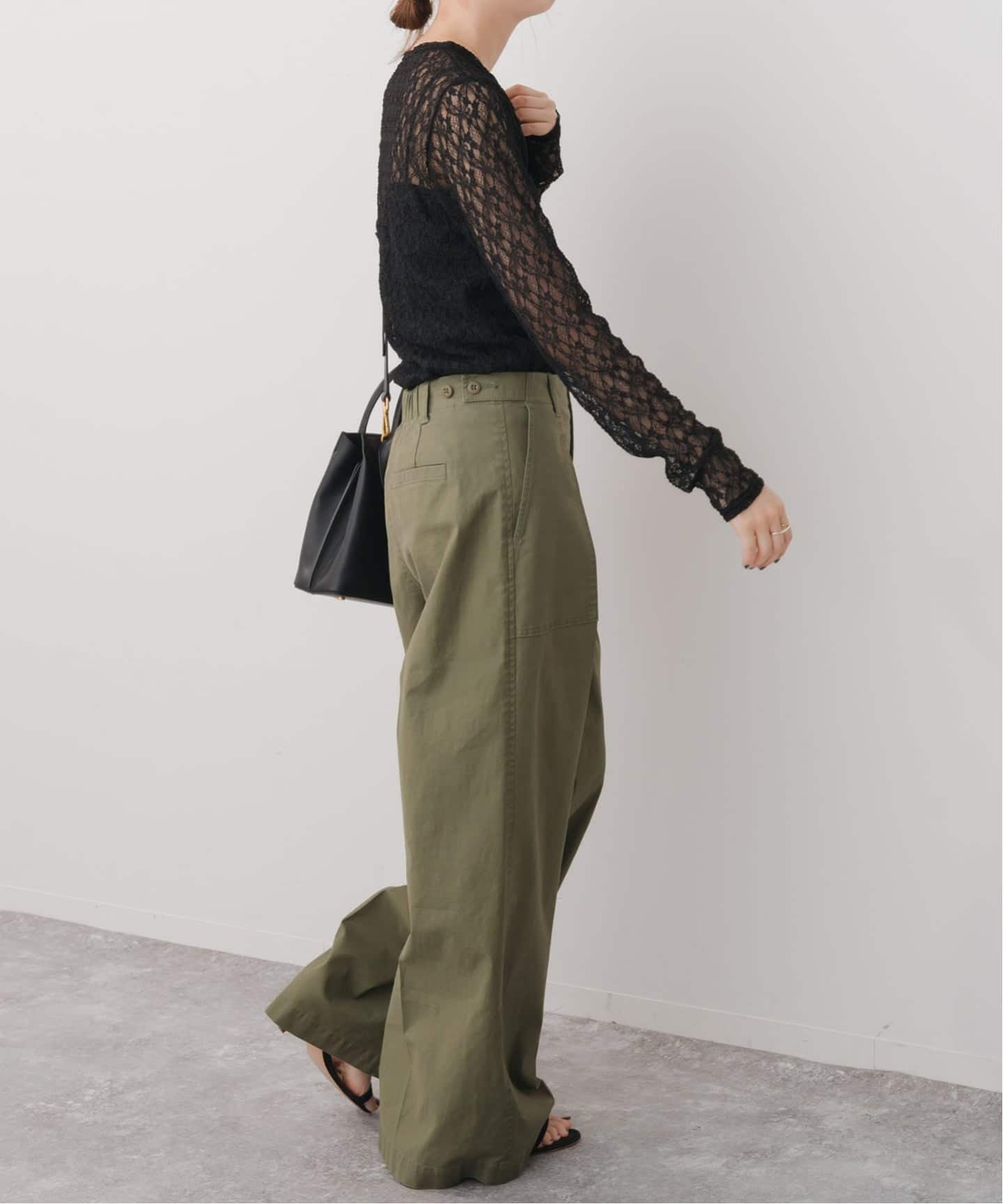 ストレッチレースクルーネックプルオーバー（Tシャツ