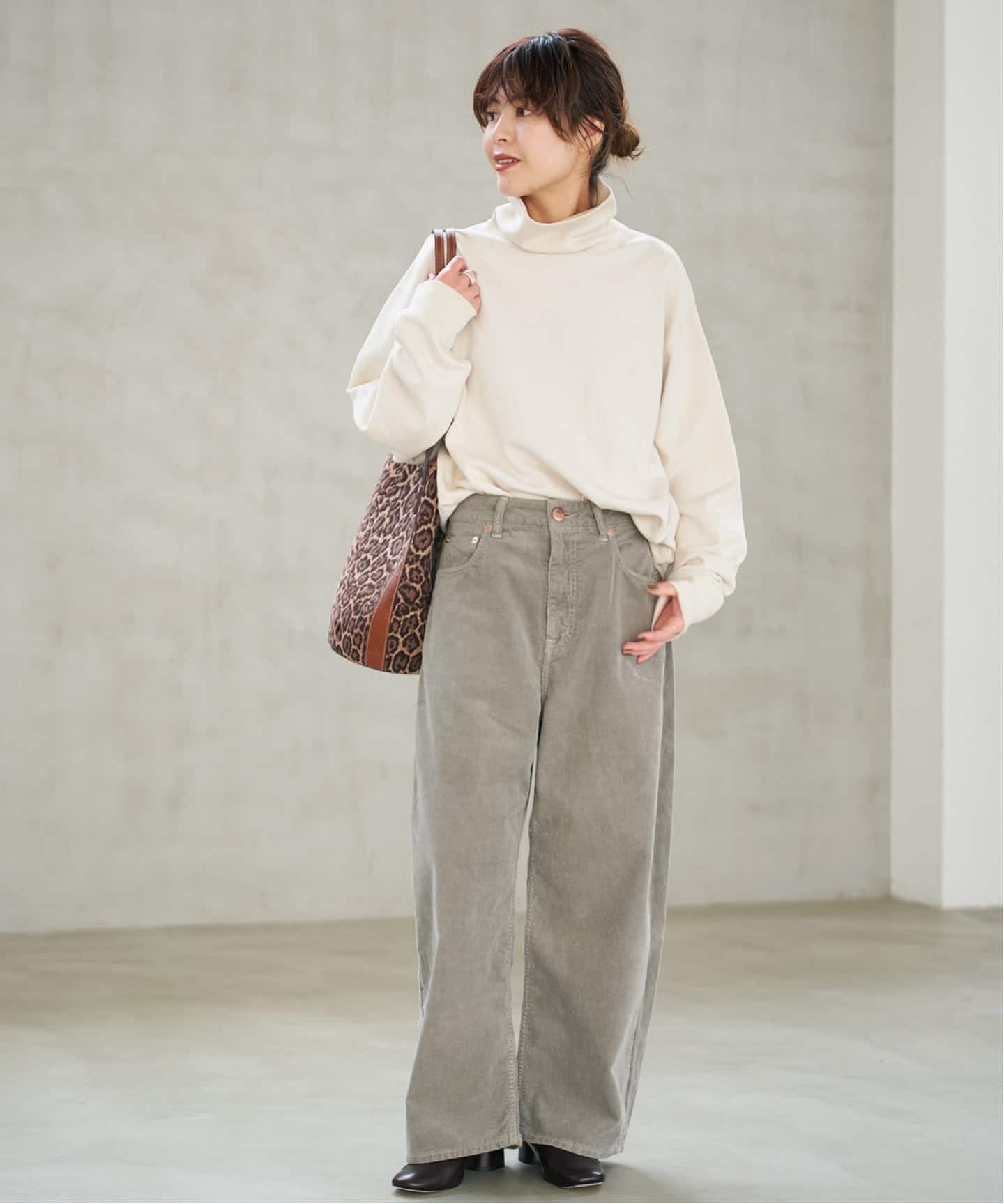 WEB限定追加》裏毛ハイネックプルオーバー（スウェット）｜Spick