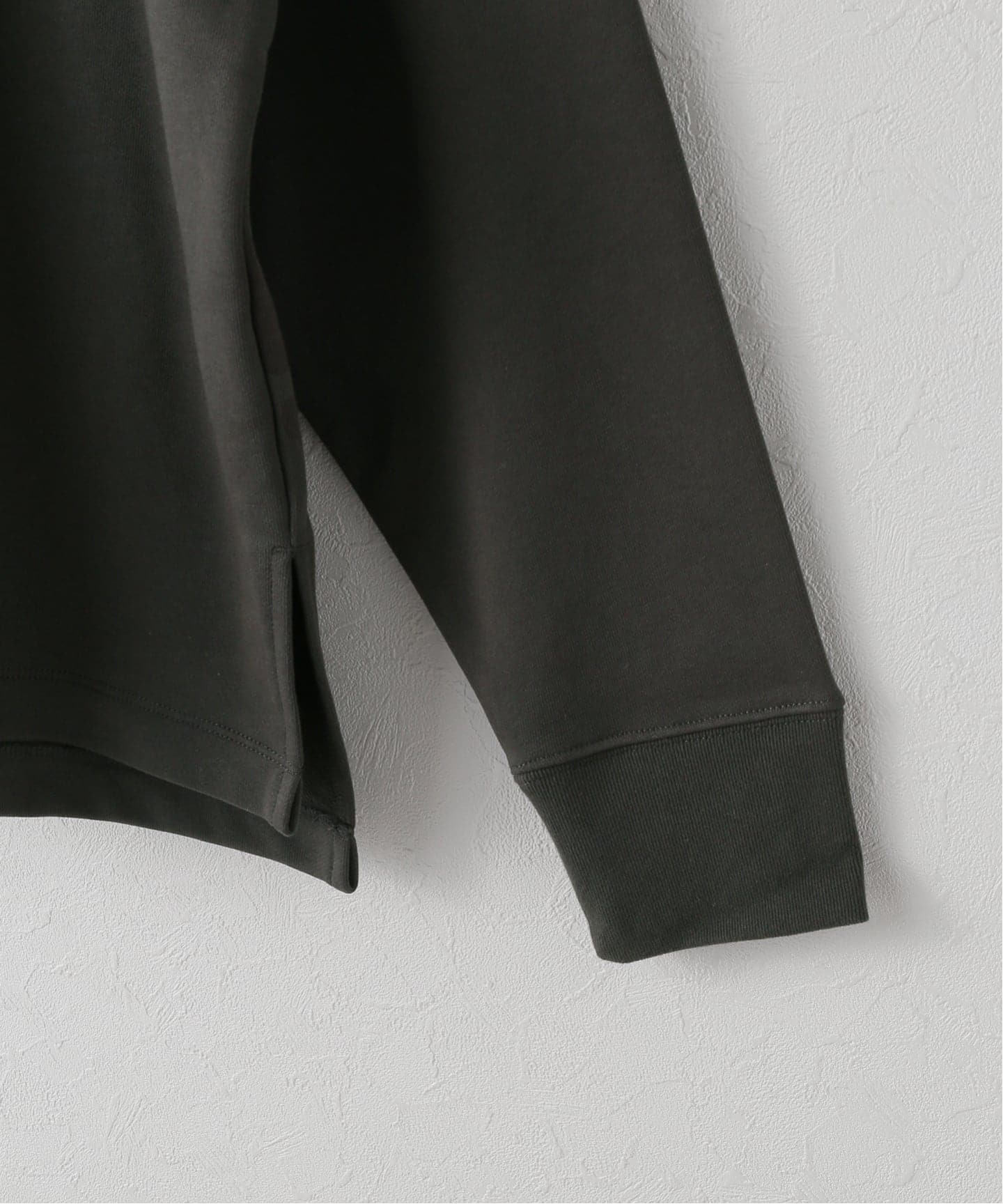 一部店舗+WEB限定》ボートネックワイドプルオーバー（Tシャツ