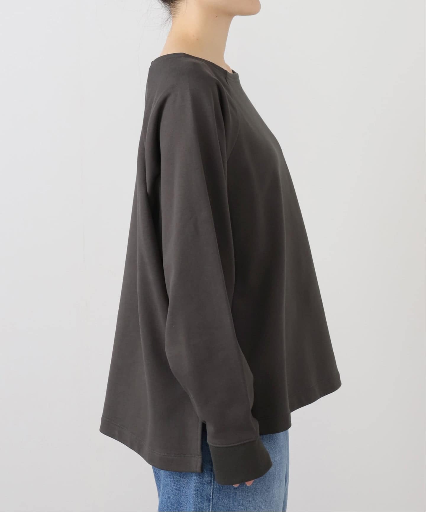 一部店舗+WEB限定》ボートネックワイドプルオーバー（Tシャツ