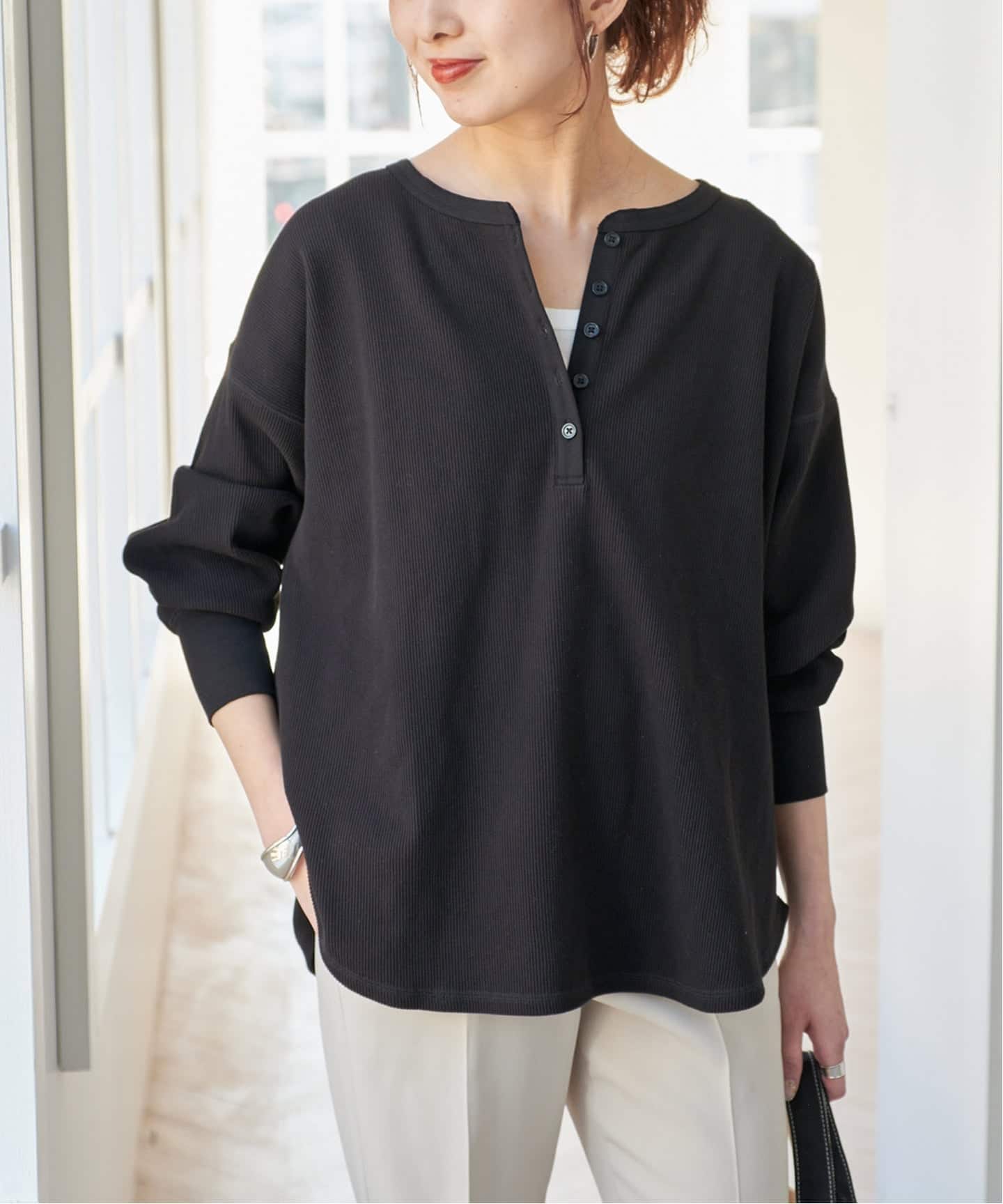 Spick and Span 2枚SETヘンリーネックプルオーバー ブラック 追加3WEB限定予約》2枚SETヘンリーネックプルオーバー（Tシャツ