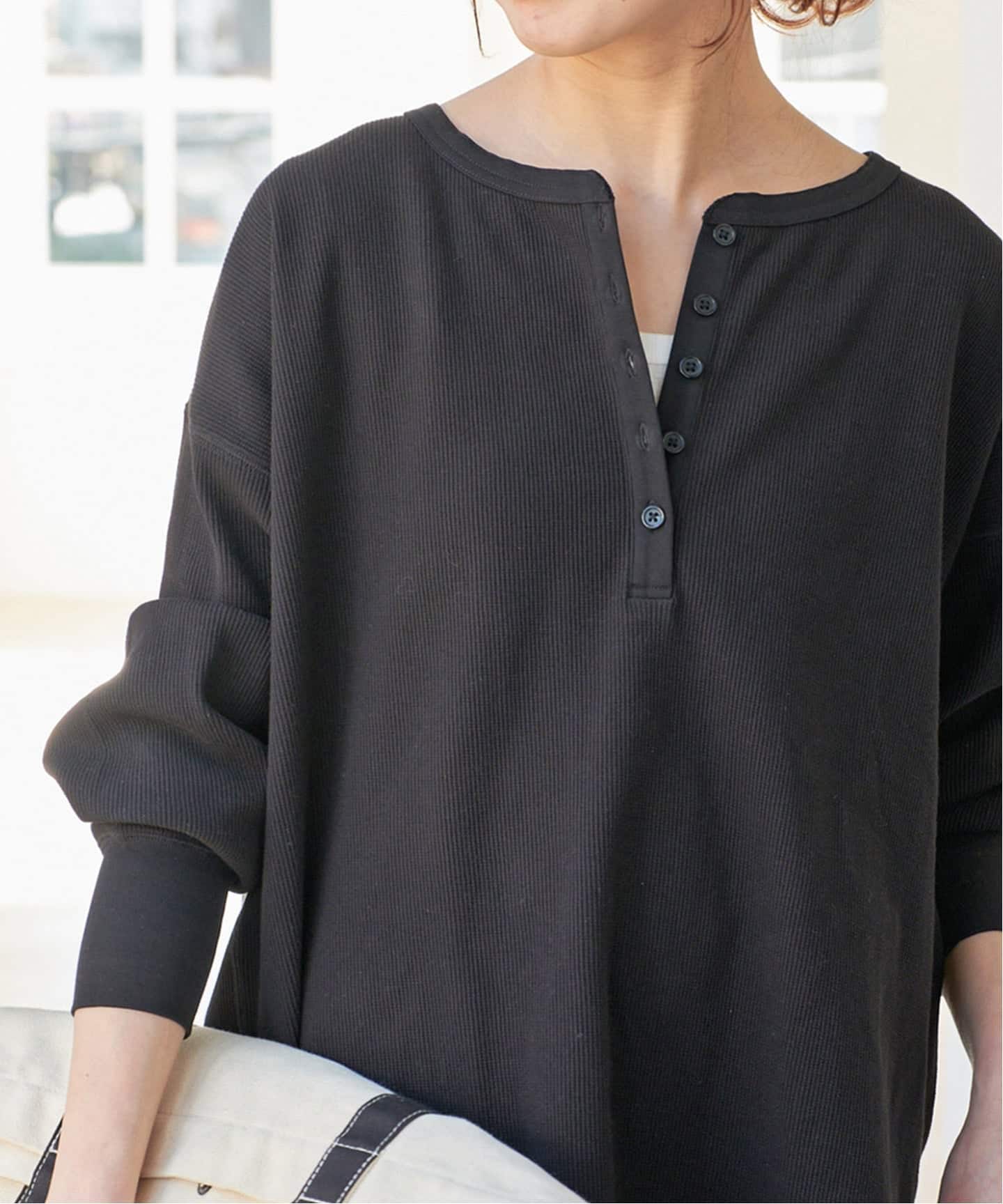 WEB限定 / 追加4予約》2枚SETヘンリーネックプルオーバー（Tシャツ