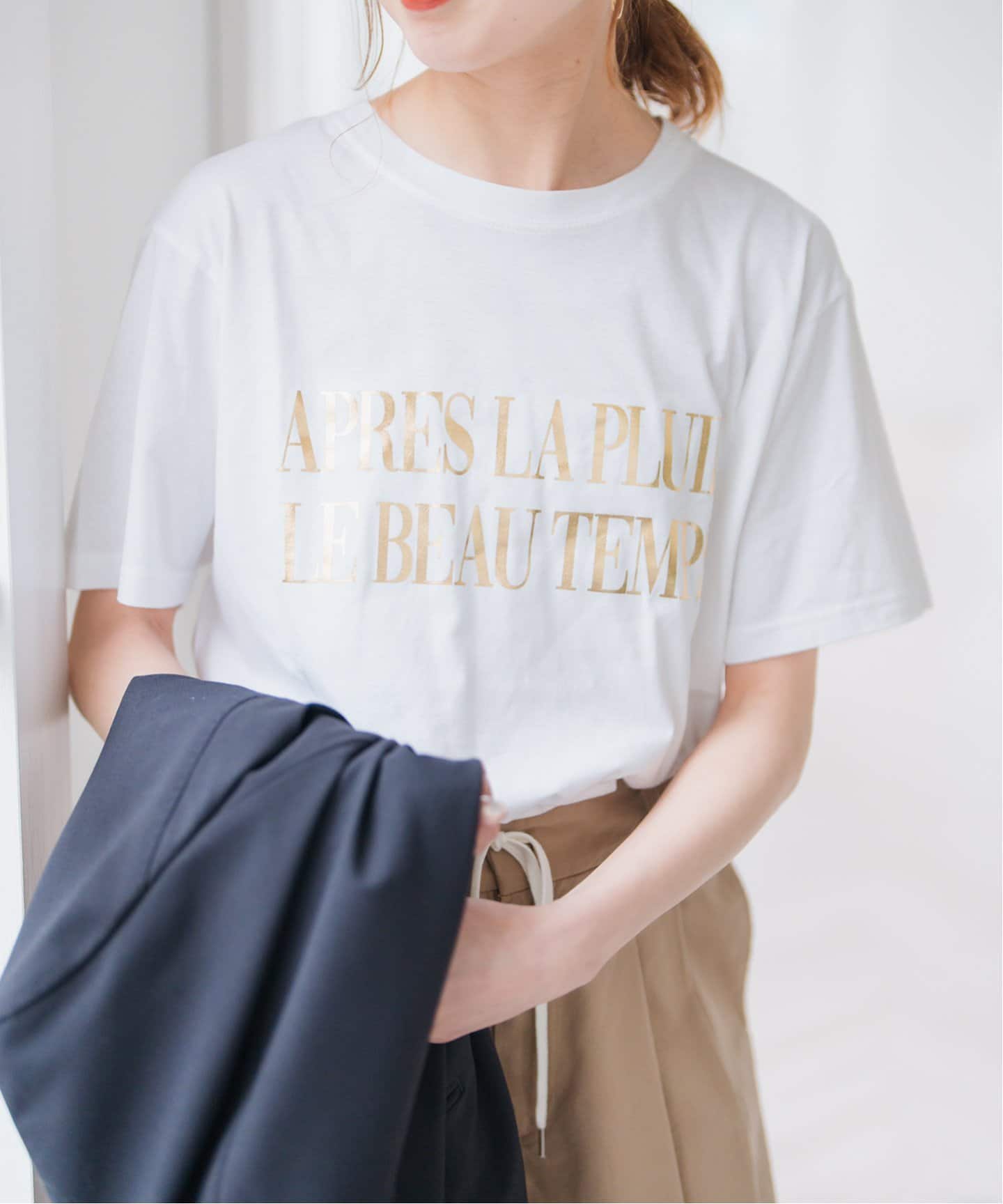 INSCRIRE 22SS ロゴプリント Tシャツ 追加2》箔ロゴプリントTシャツ（Tシャツ／カットソー）｜Spick