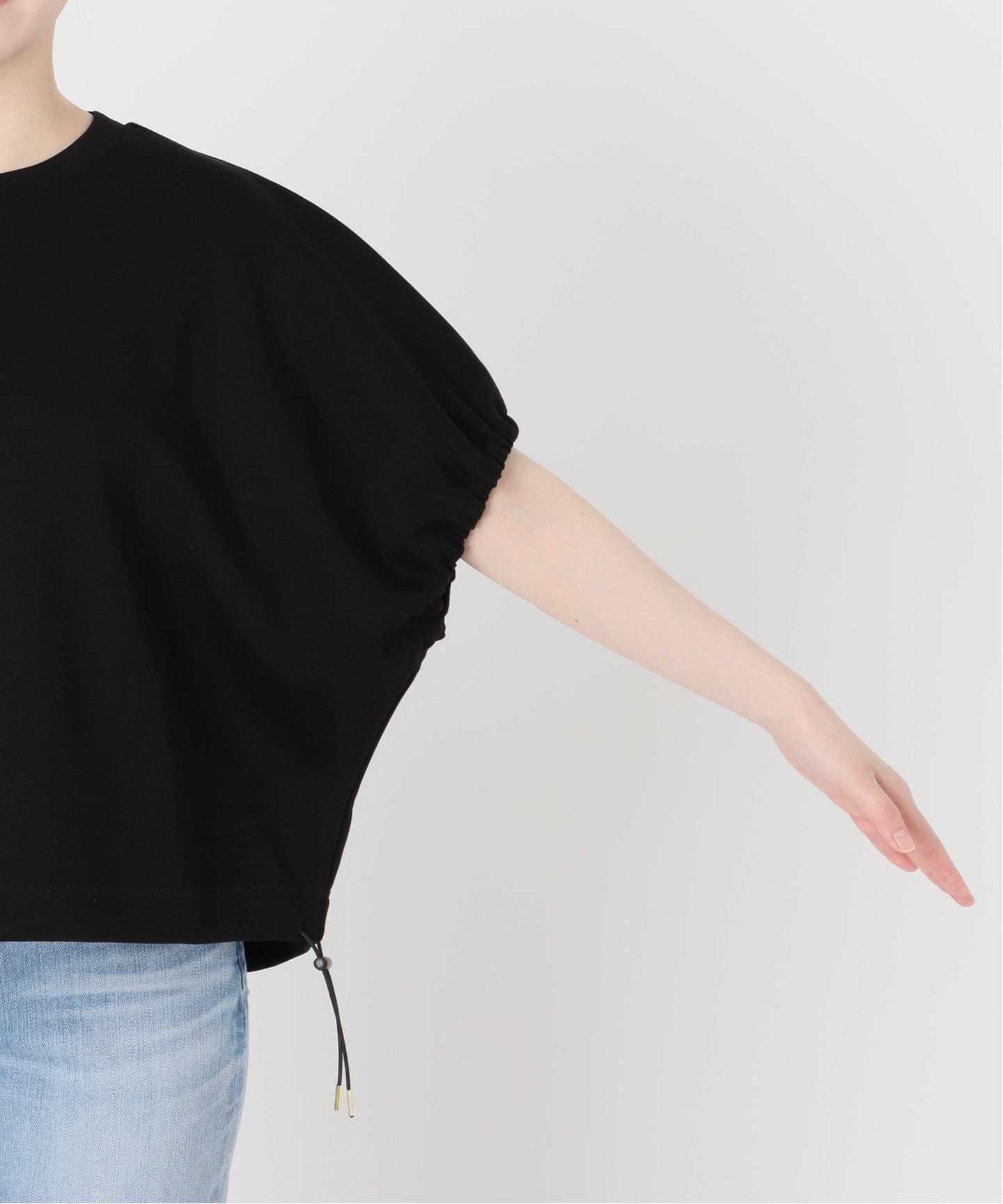 一部店舗+WEB限定》サイドドロストプルオーバー（Tシャツ