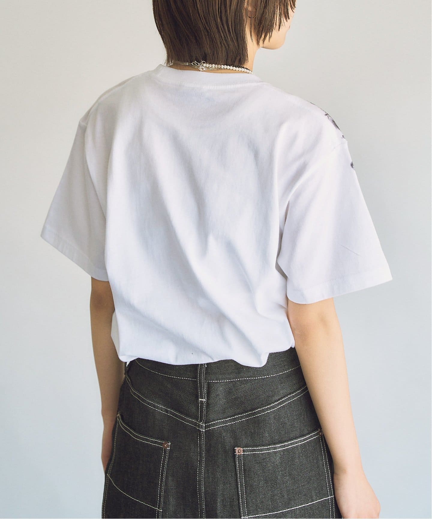 新品 HARDY NOIR ホワイト 半袖Tシャツ Hロゴ刺繍 HARDYMOODプリントTEE：Tシャツ（Tシャツ／カットソー）｜HARDY