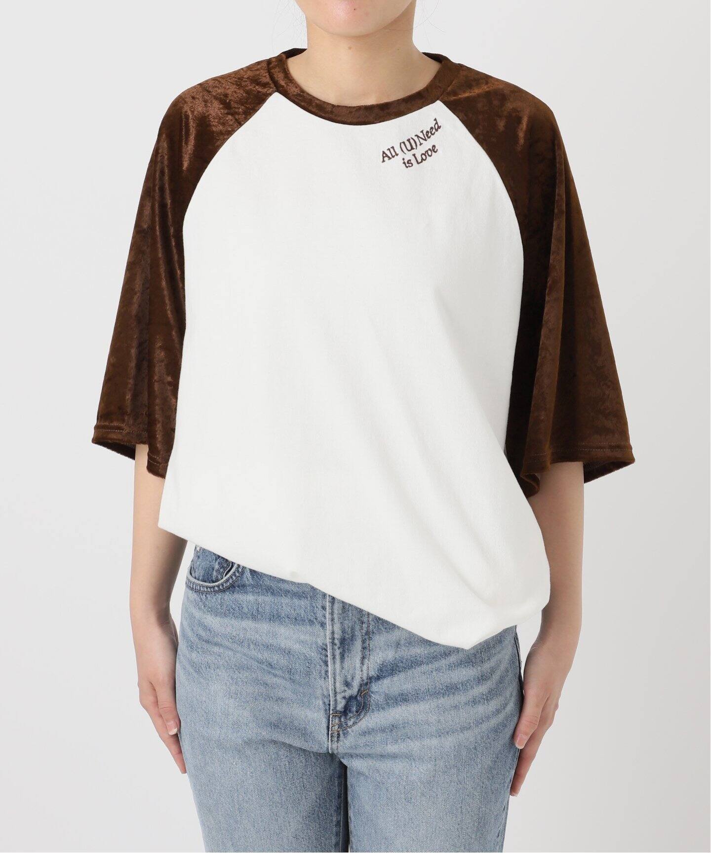 Uhr ウーア Tシャツ ホワイト ブラウン サイズ:FREE | 25秋冬 ファブリック ミックス ベースボール Tシャツ | Fabricmix Baseball Tee クルーネック 五分袖 クラッシュサテン コットン | トップス カットソー【レディース】【中古】【美品】【K4608】 Uhr/ウーア Fabricmix Baseball Tee（Tシャツ／カットソー）｜Spick