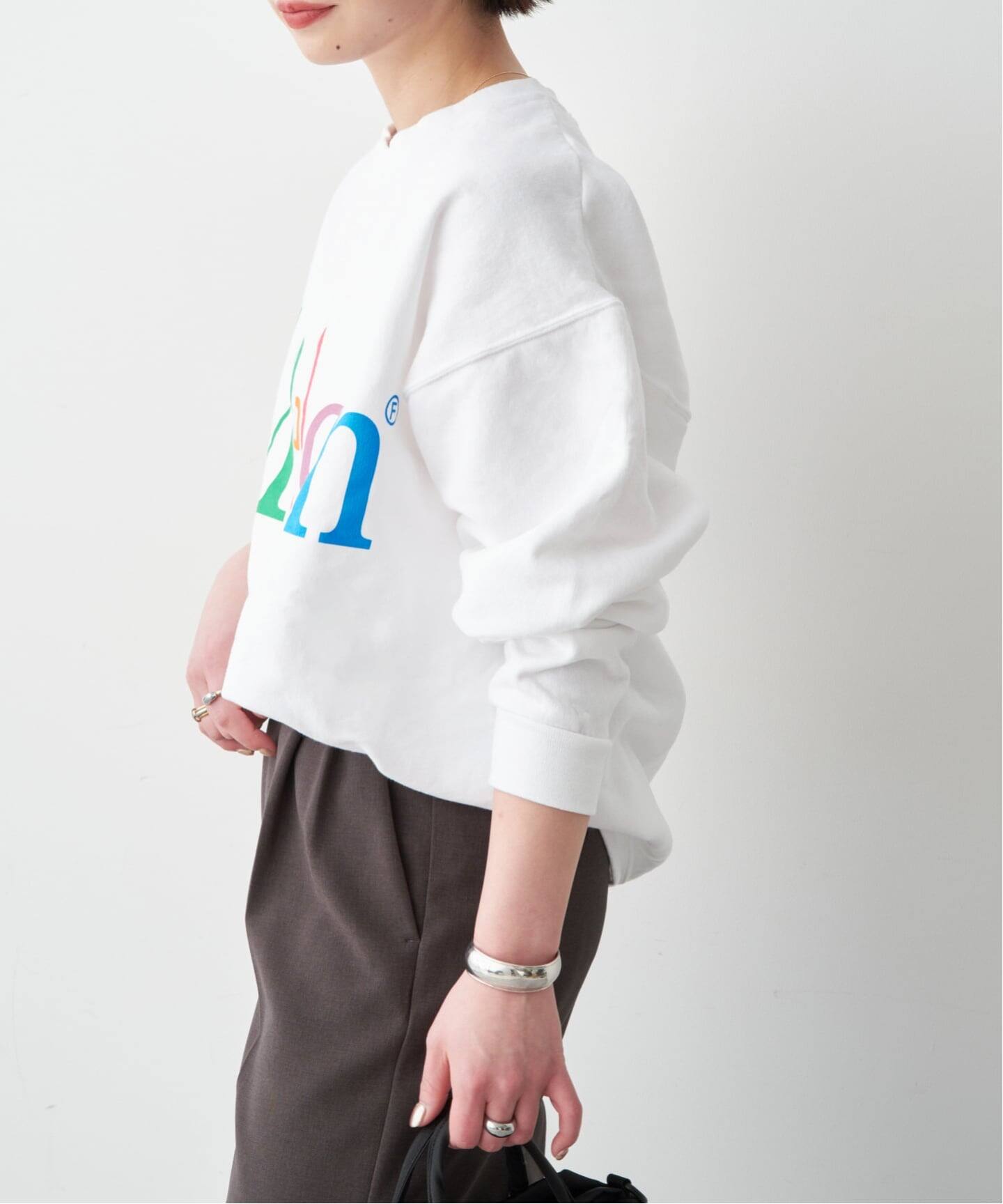 一部店舗+WEB限定》byeA. / バイエー NOT APPLE SWEAT（スウェット 