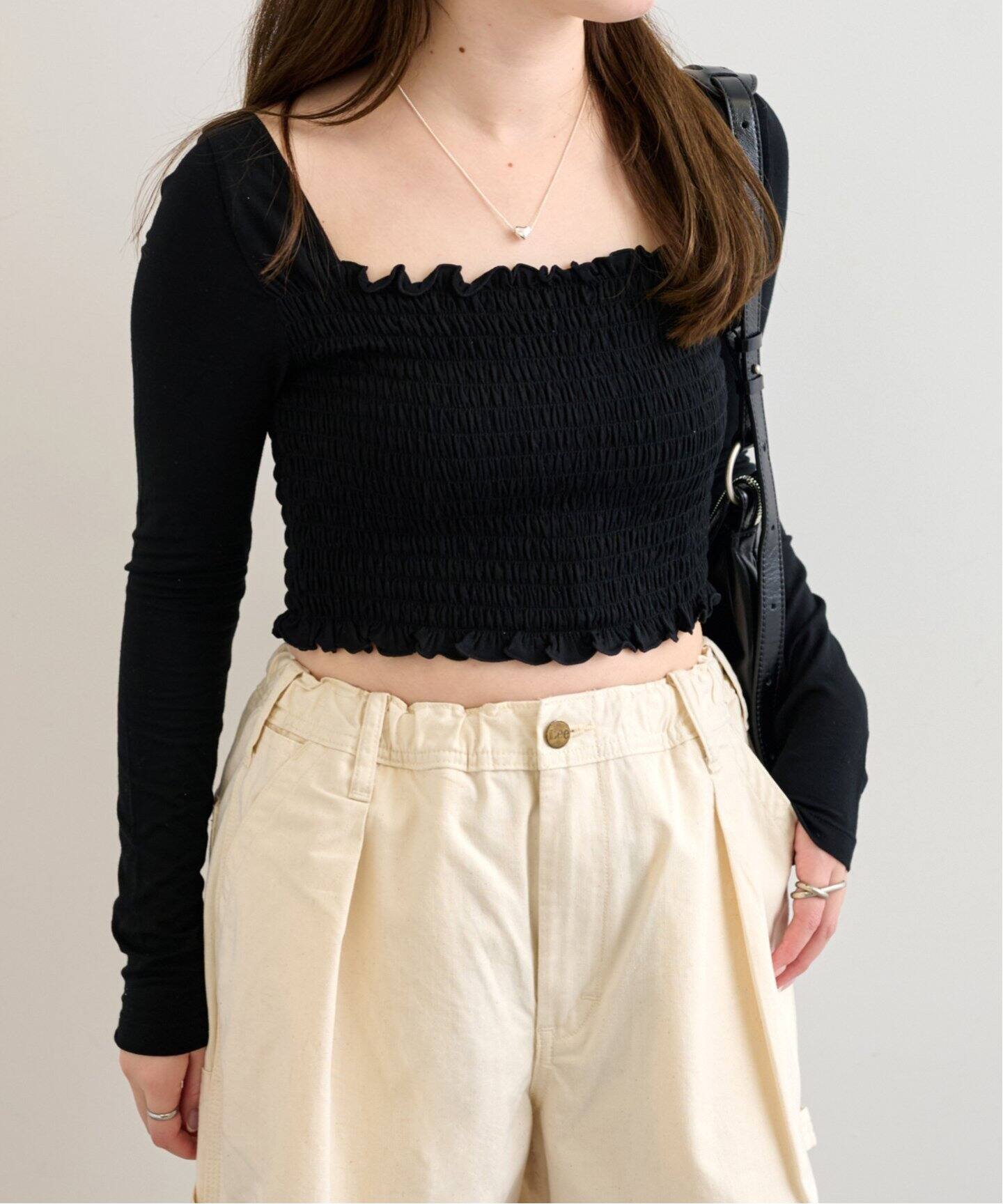 U by SPICK&SPAN◆トップス/--/ポリエステル/BLK/23-040-212-3000-4-0 シャーリングカットトップス（Tシャツ／カットソー）｜U by
