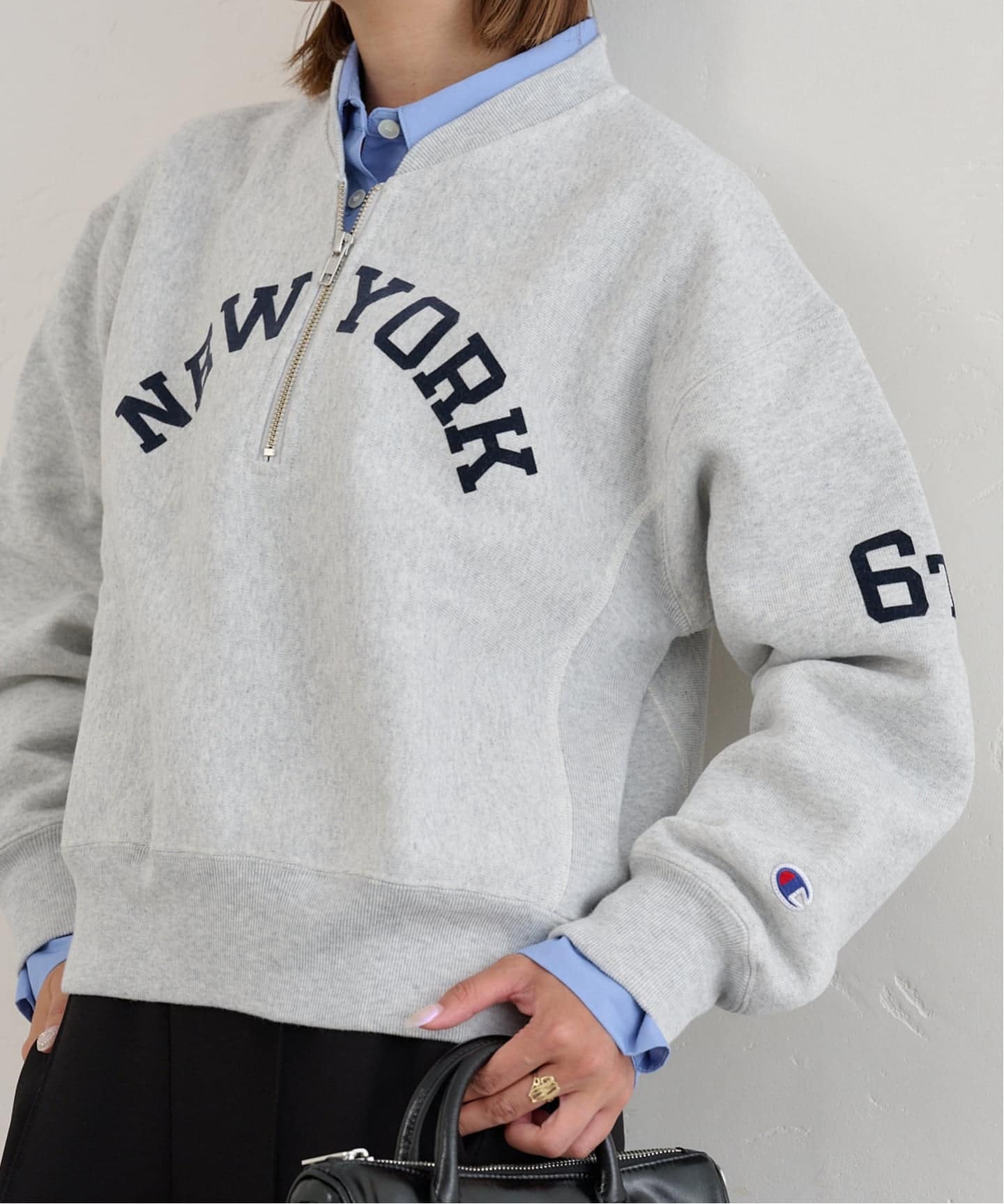 Champion reverse weaveスウェット Champion Reverse Weave® Crewneck Sweatshirt in Oxford Grey