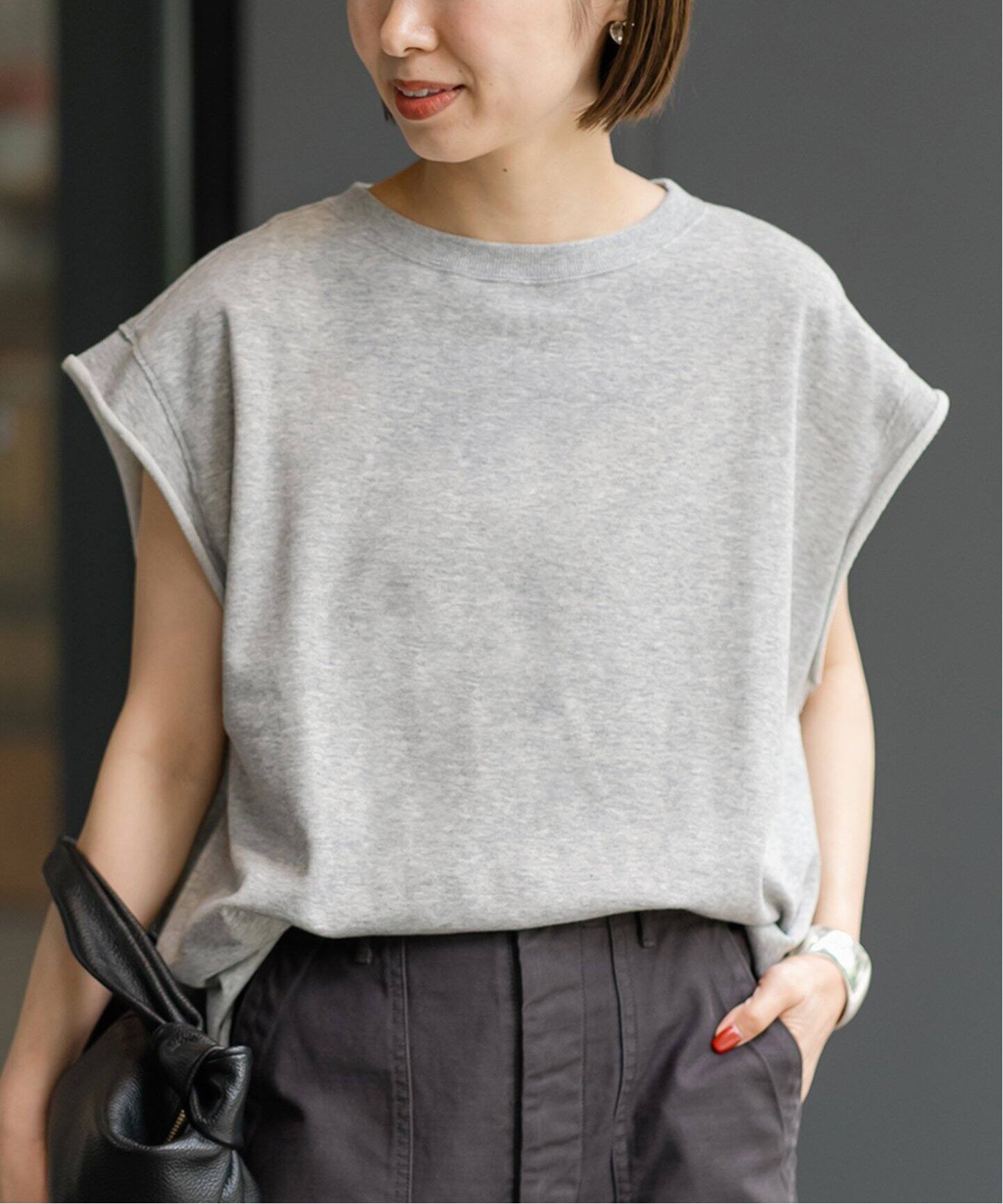 ((新品未使用タグ付))FRAMeWORK ミニ裏毛ショートスウェット 白 FRAMeWORK ショートワイドSWEAT