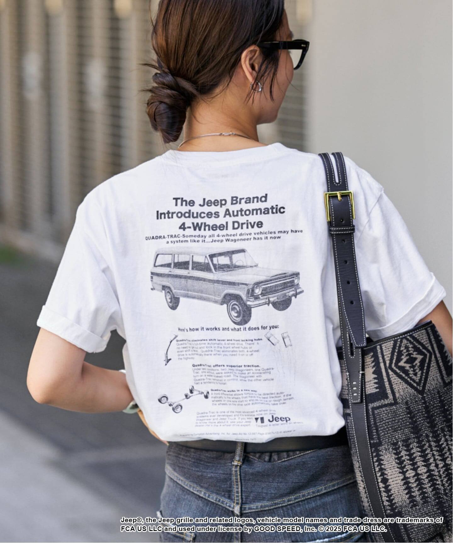 tシャツ OUT OF FRAMe classicCarTシャツ Wagoneer レディース OUT OF FRAMe classicCarTシャツ Wagoneer（Tシャツ／カットソー