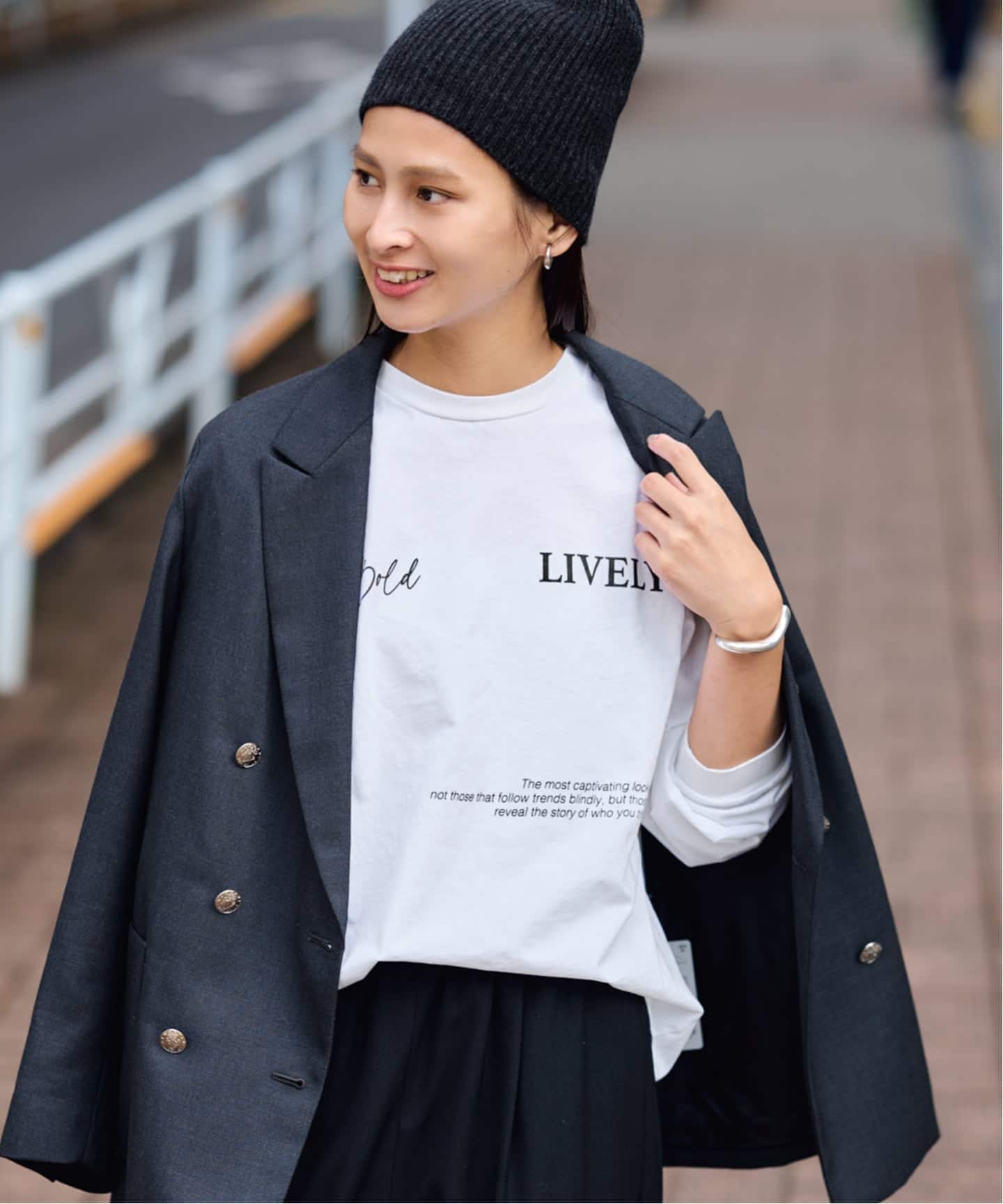 ロゴロンT(LIVELY)（Tシャツ／カットソー）｜FRAMeWORK（フレーム