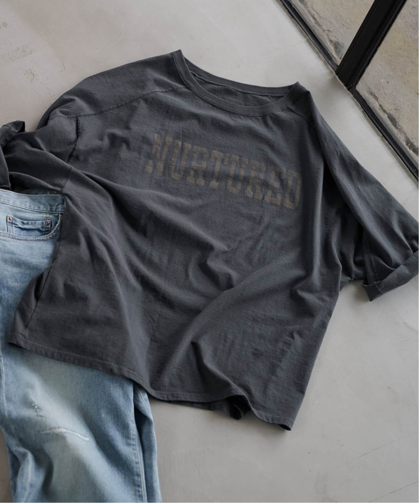 FRAMeWORK ハーフスリーブロゴTEE ≪一部カラーWEB限定 / 追加≫NEWハーフスリーブロゴTEE（T