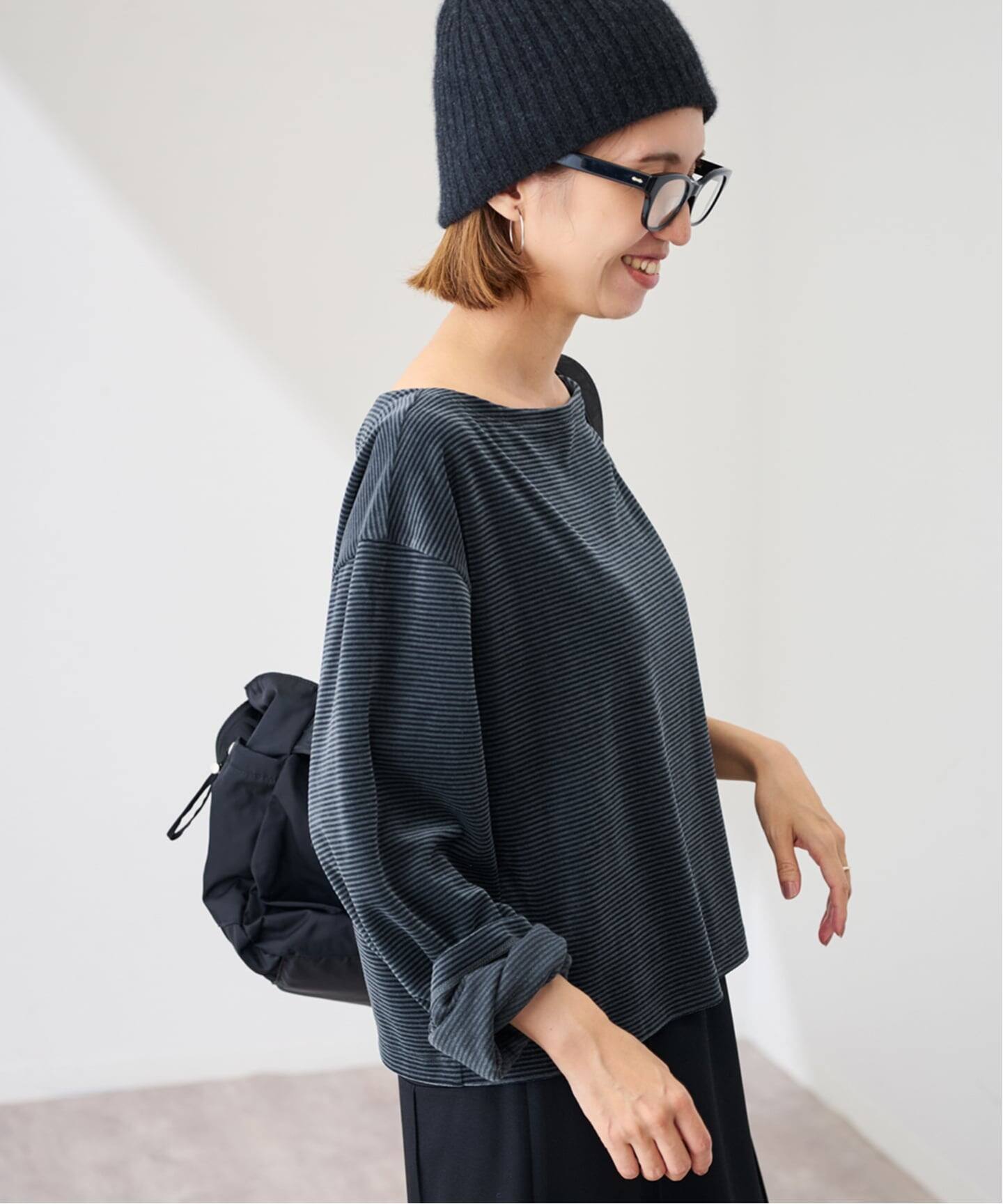 新品タグ付きFRAMeWORK プルオーバー FRAMeWORK tシャツ ベロアボーダープルオーバー レディース