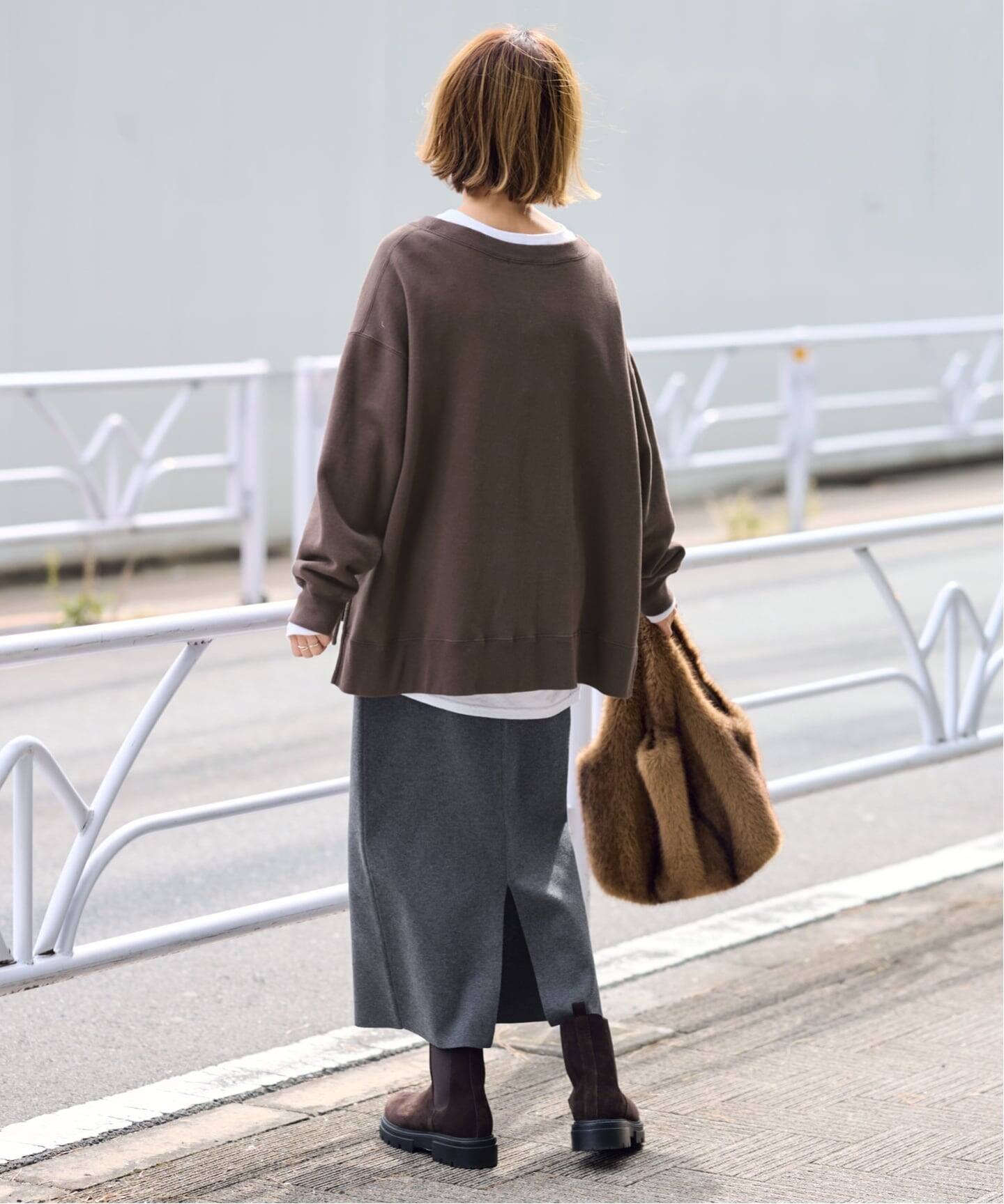 ≪一部カラーWEB限定 / 追加≫ボートネックワイドスウェット 2