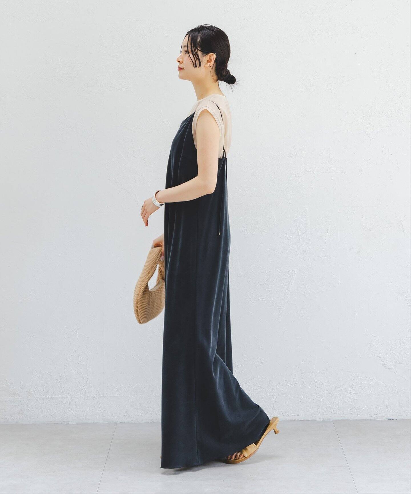 （ノーブル）シァースキニーノースリーブニットBLACK完売 追加2》シアースキニーノースリーブトップス（Tシャツ