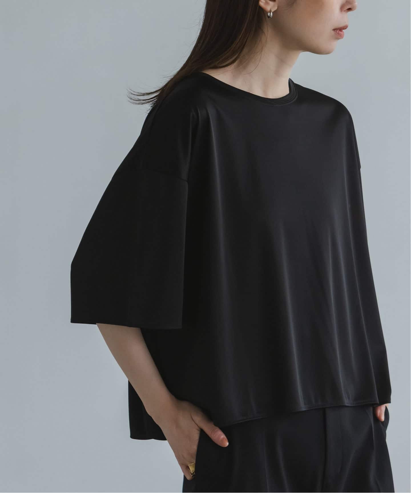 ELENI/エルニ トリアセテートサテンTシャツ（Tシャツ