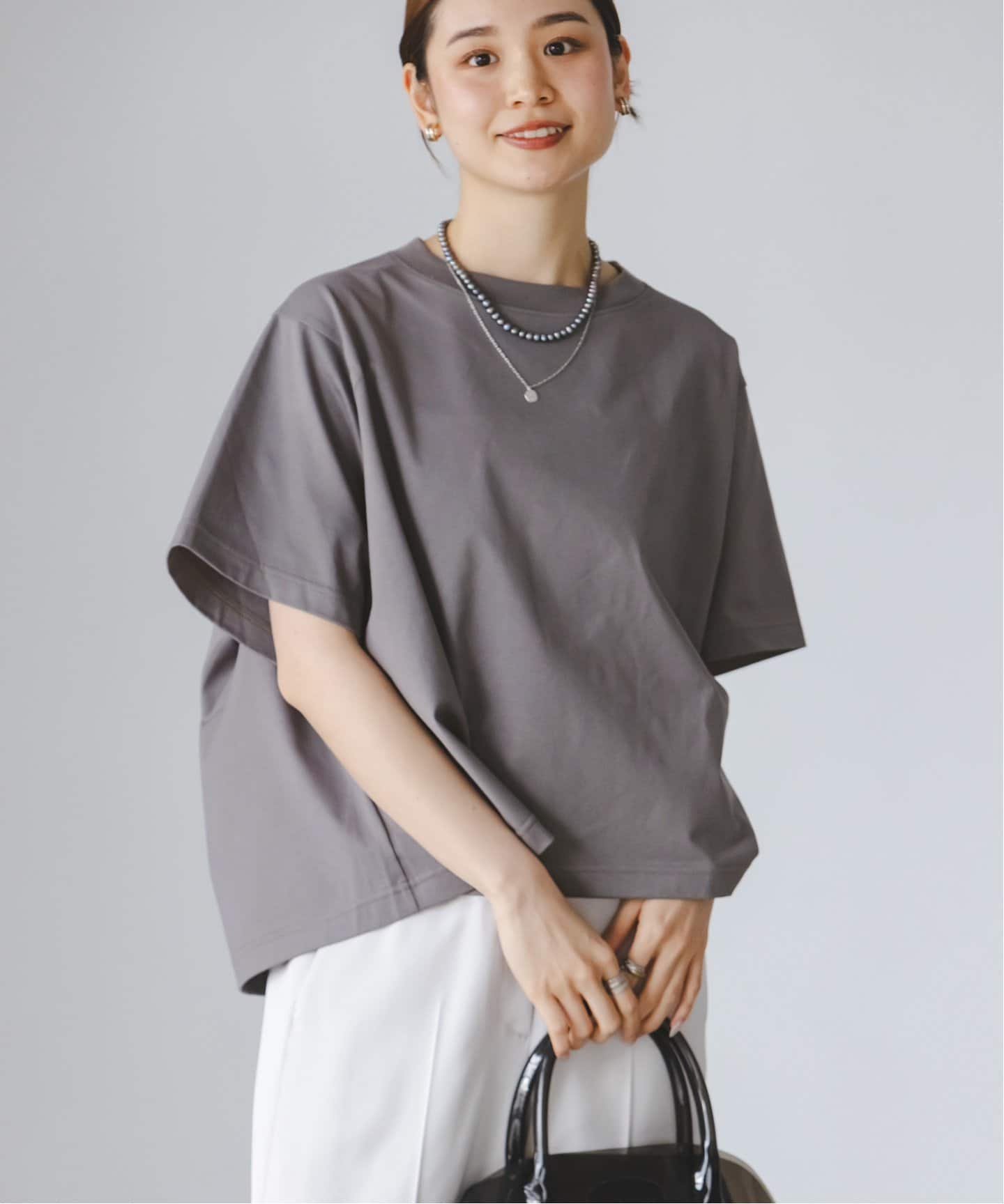 新品COG THE BIGSMOKEコグザビッグスモークJEMMA Tシャツ COGTHEBIGSMOKE （コグザビッグスモーク