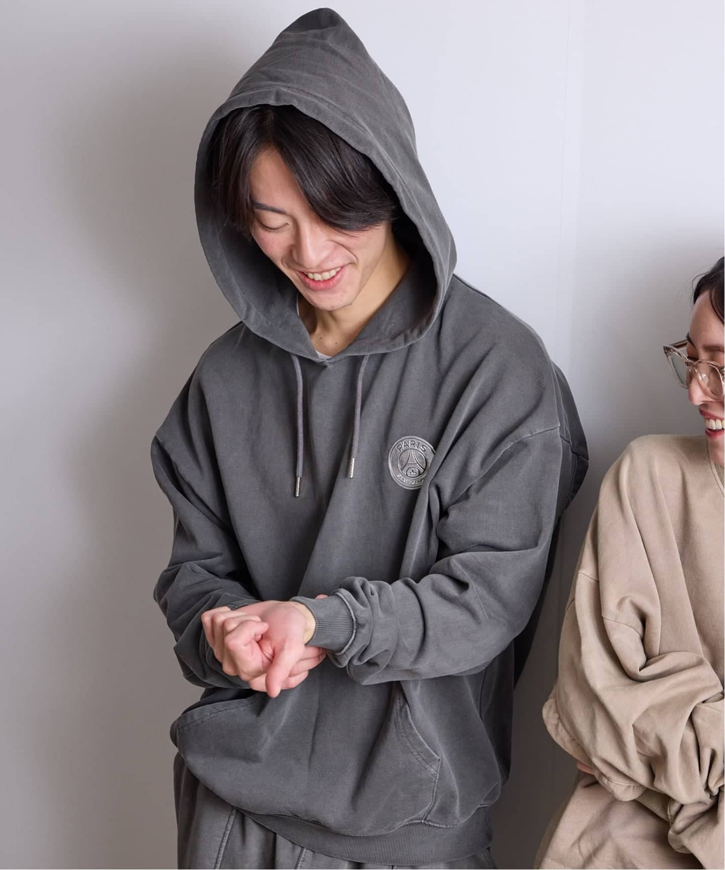 みーたん　パーカーシェルティ Paris Saint-Germain / パリ・サン＝ジェルマン】 JP Pigment Hoodie