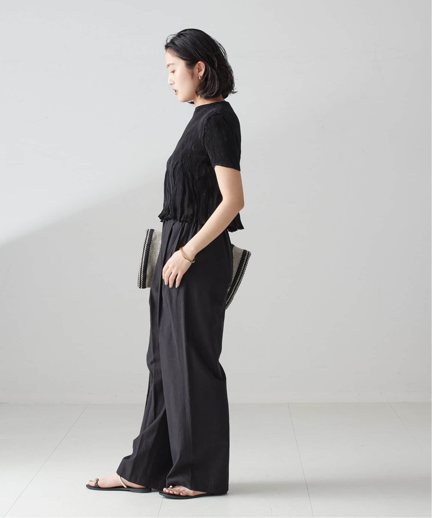 Gongdid Design/ゴンディッドデザイン】Wavy crop top：カットソー（T