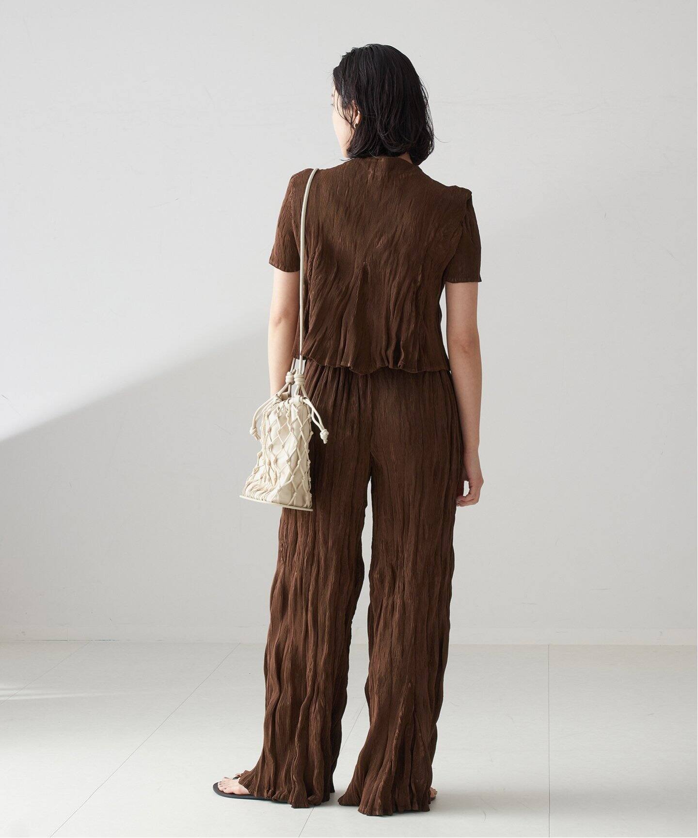 Gongdid Design/ゴンディッドデザイン】Wavy crop top：カットソー（T