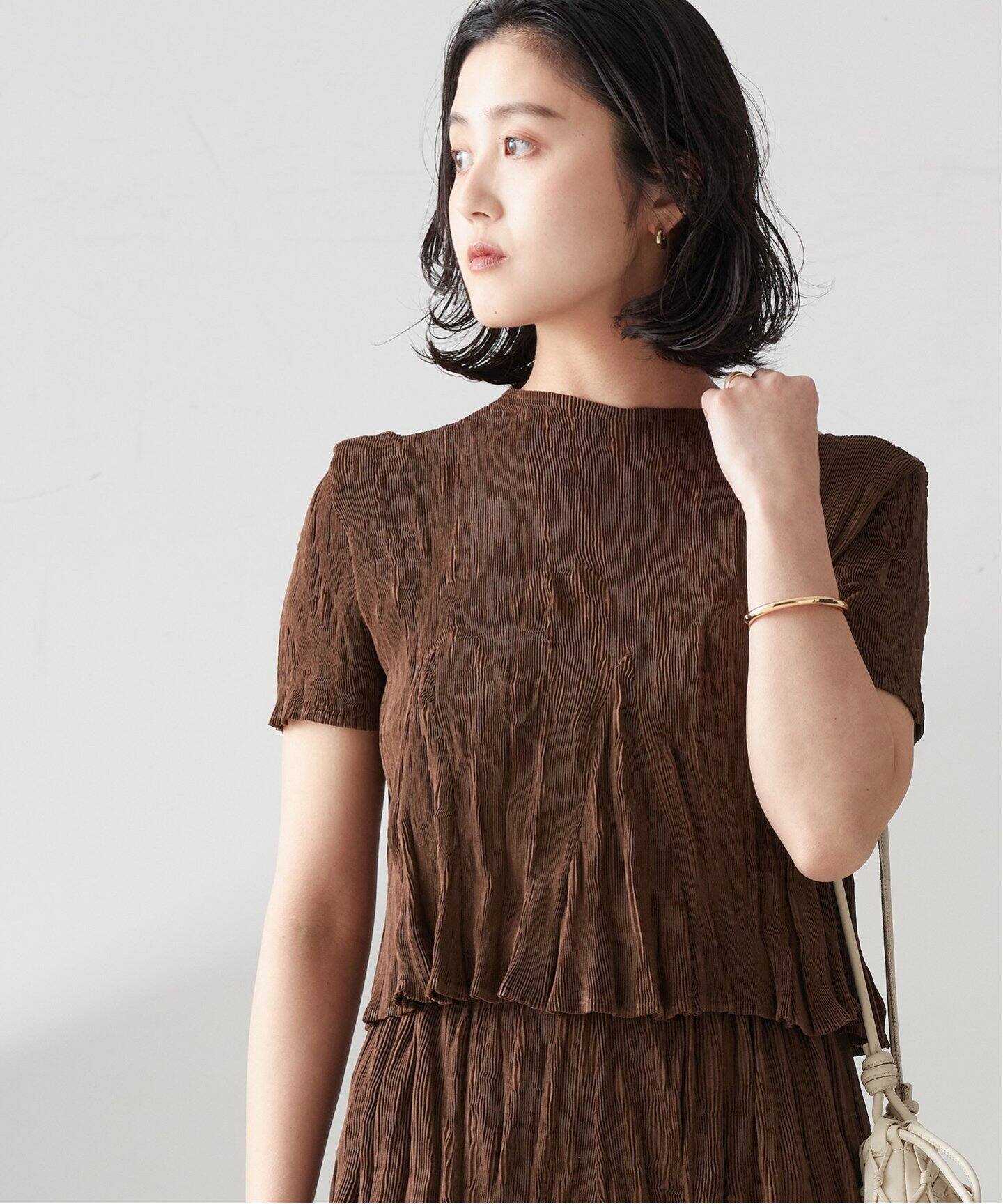 Gongdid Design ゴンディッドデザイン WAVY CROP TOP ウェーブプリーツトップス 1155168009 ブラック Gongdid Design（ゴンディッドデザイン） tシャツ 「Gongdid Design