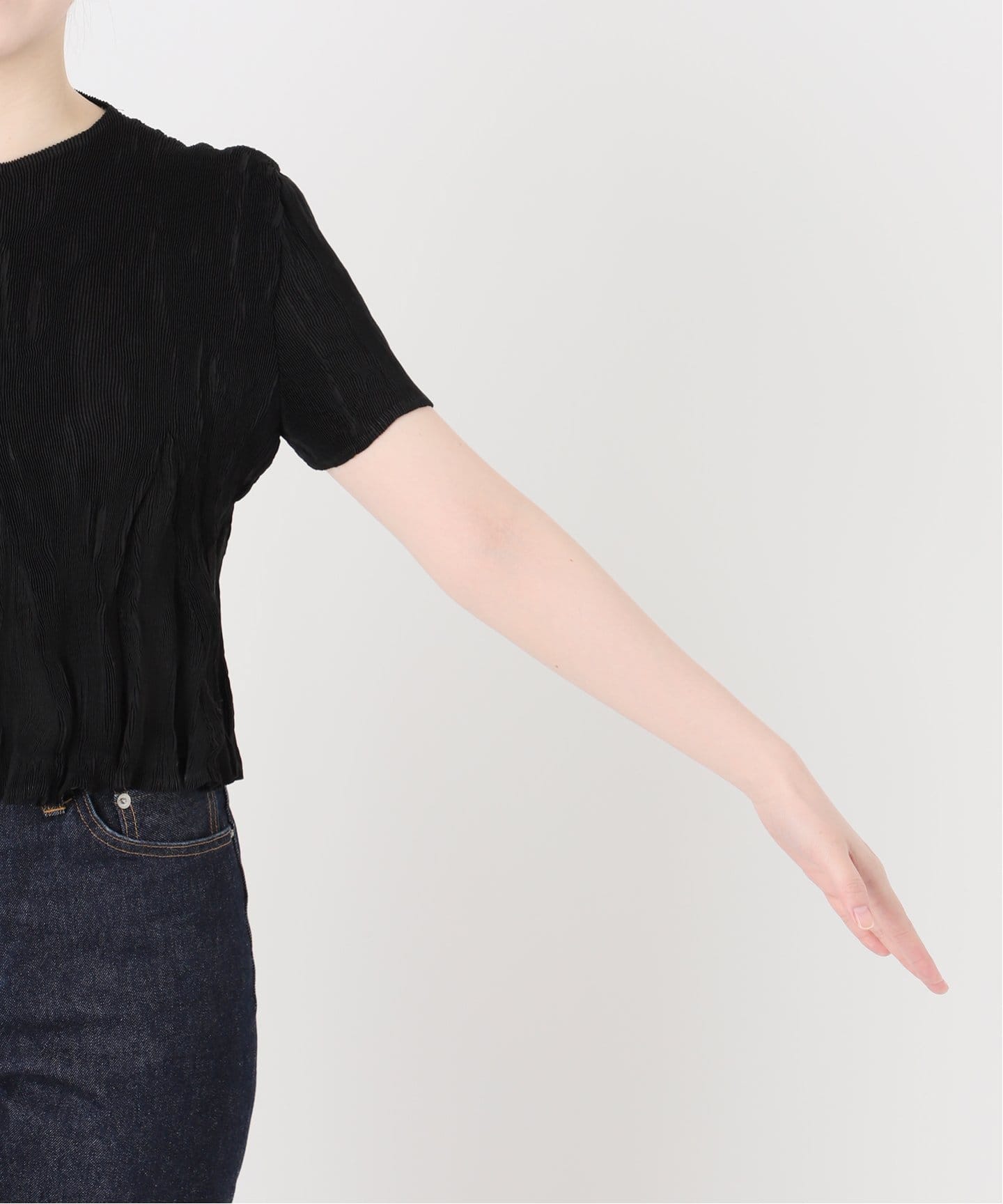 Gongdid Design/ゴンディッドデザイン】Wavy crop top：カットソー（T
