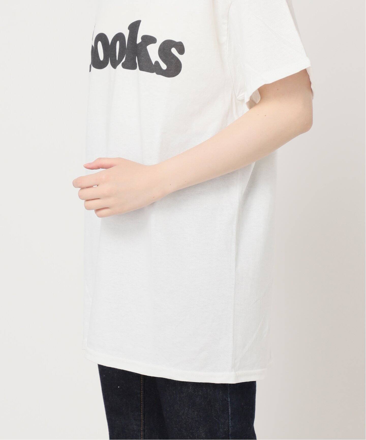 tシャツ 「Pacific BOOKS 」WHITE t-shirts 1：Tシャツ レディース Pacific BOOKS 】WHITE t-shirts 1：Tシャツ（Tシャツ