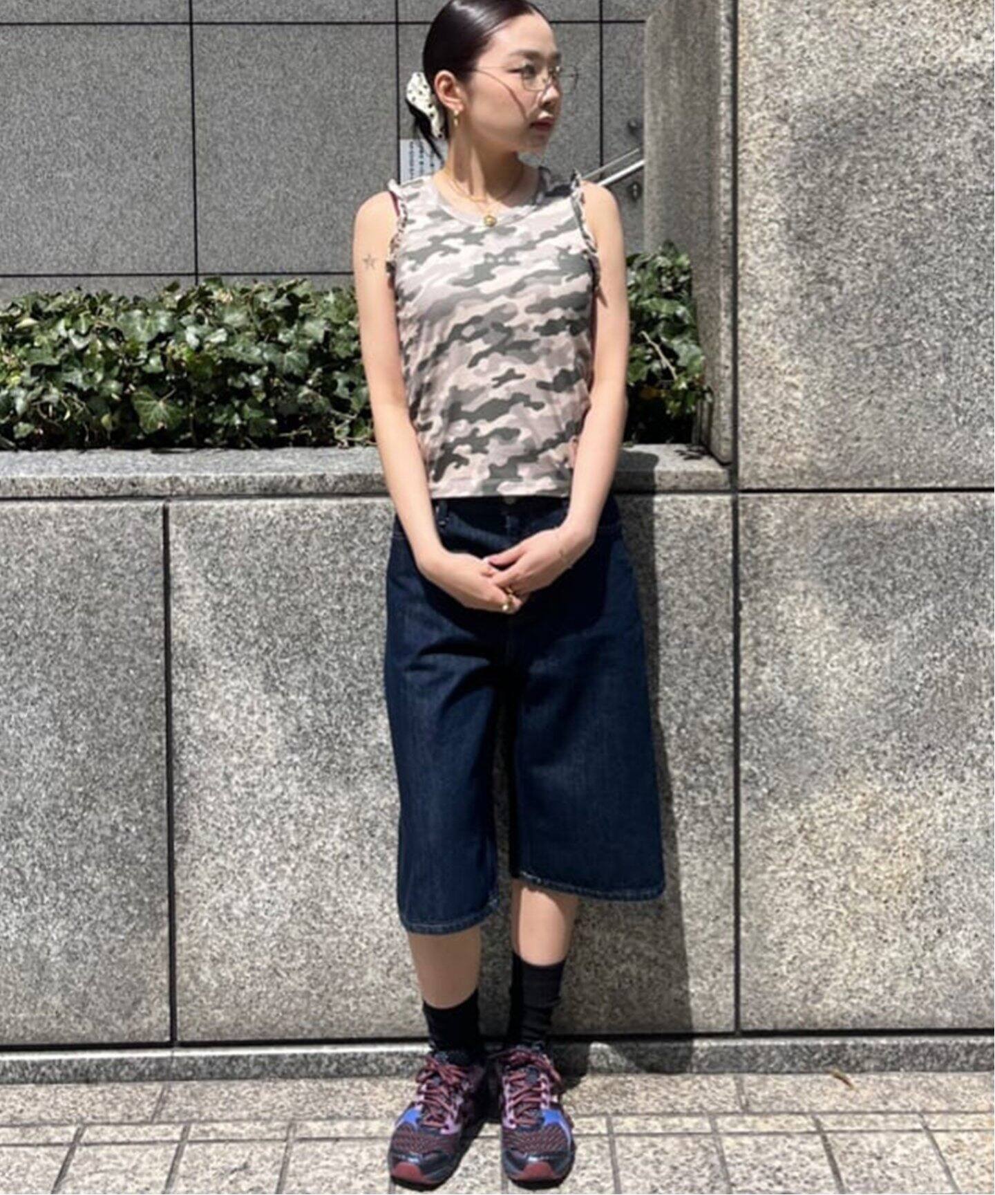 ACYM Frill shoulder flare タンク ACYM（アシーム）の「Frill shoulder flare タンク（Tシャツ