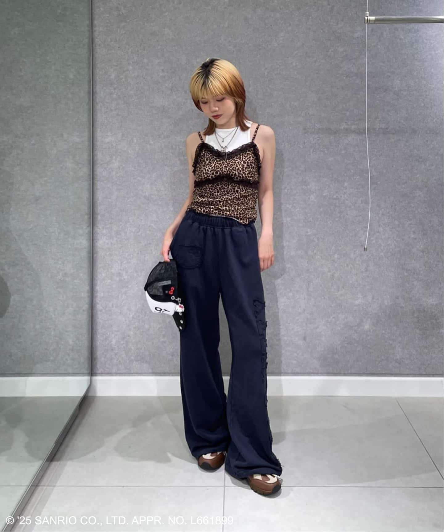 oriens スウェットパンツ HELLO KITTY×Oriens】スウェットパンツ（スウェットパンツ