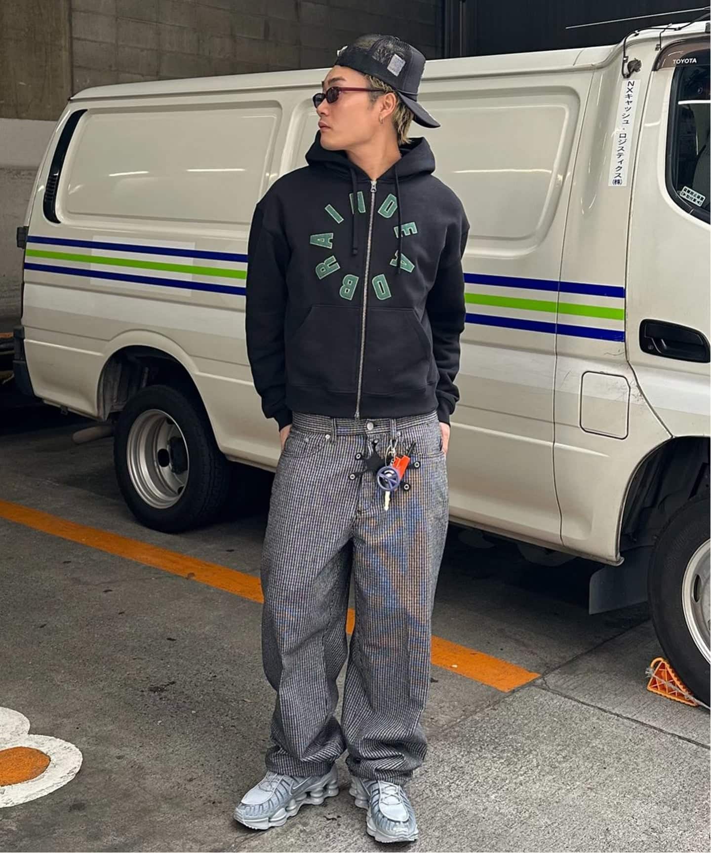 brain dead ジップパーカー BRAIN DEAD（ブレインデット）の「BRAIN DEAD ハーフZIP ロゴ