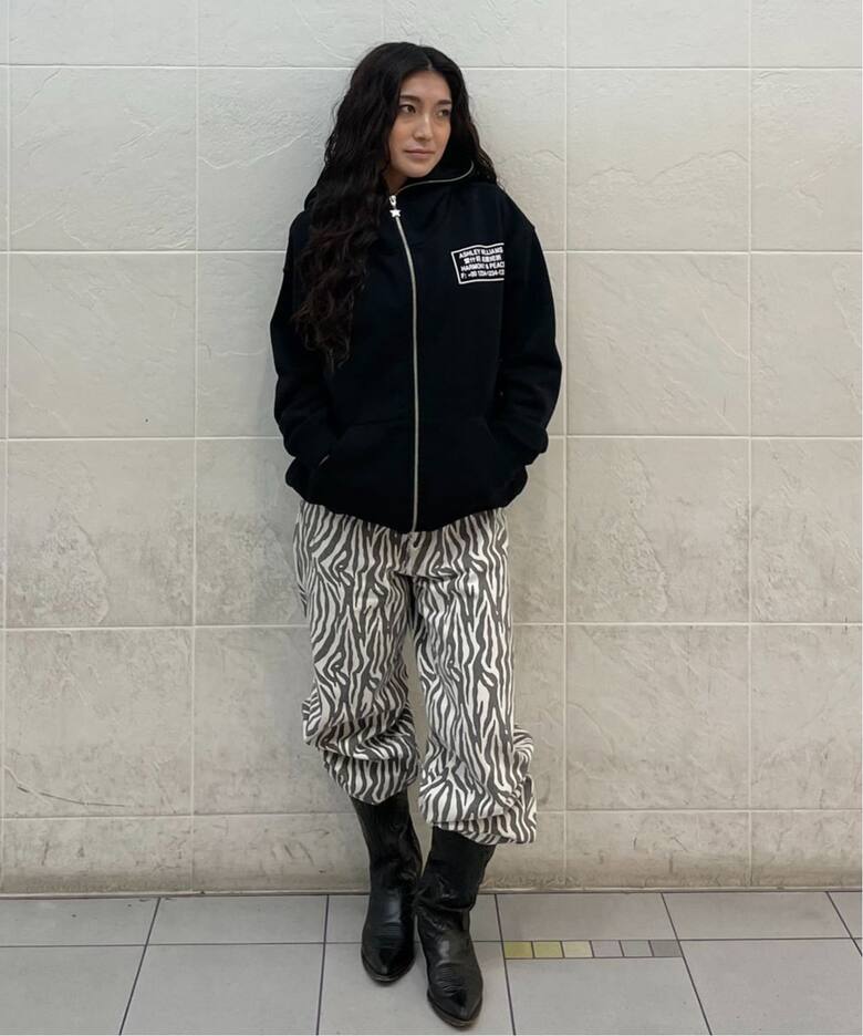 Ashley Williams / アシュリー・ウィリアムズ】 BUTTERFLY HOODIE 